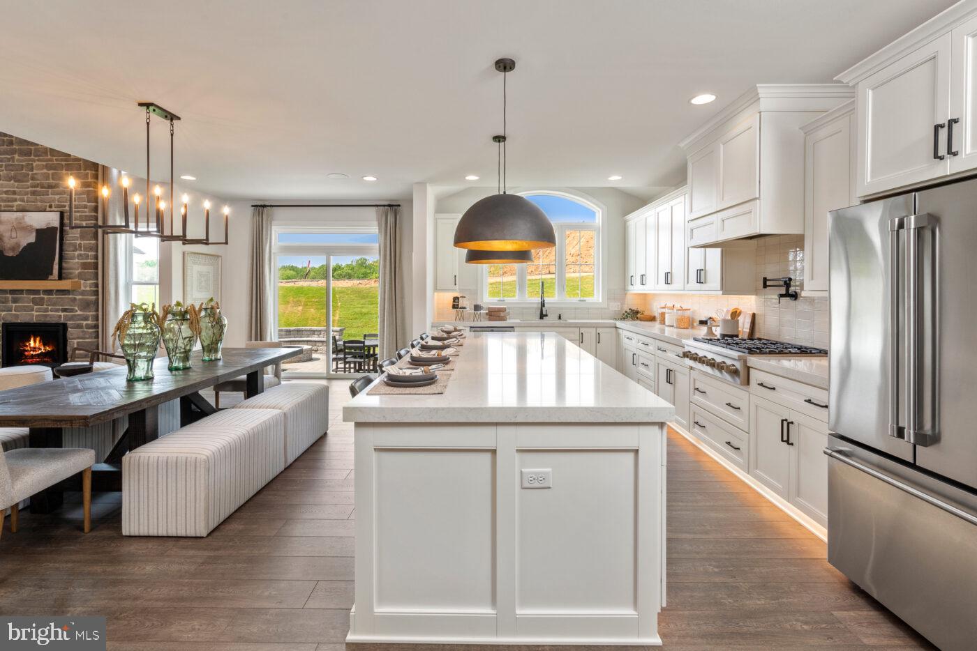 THE MEADOWS AT LONGVIEW - Residential