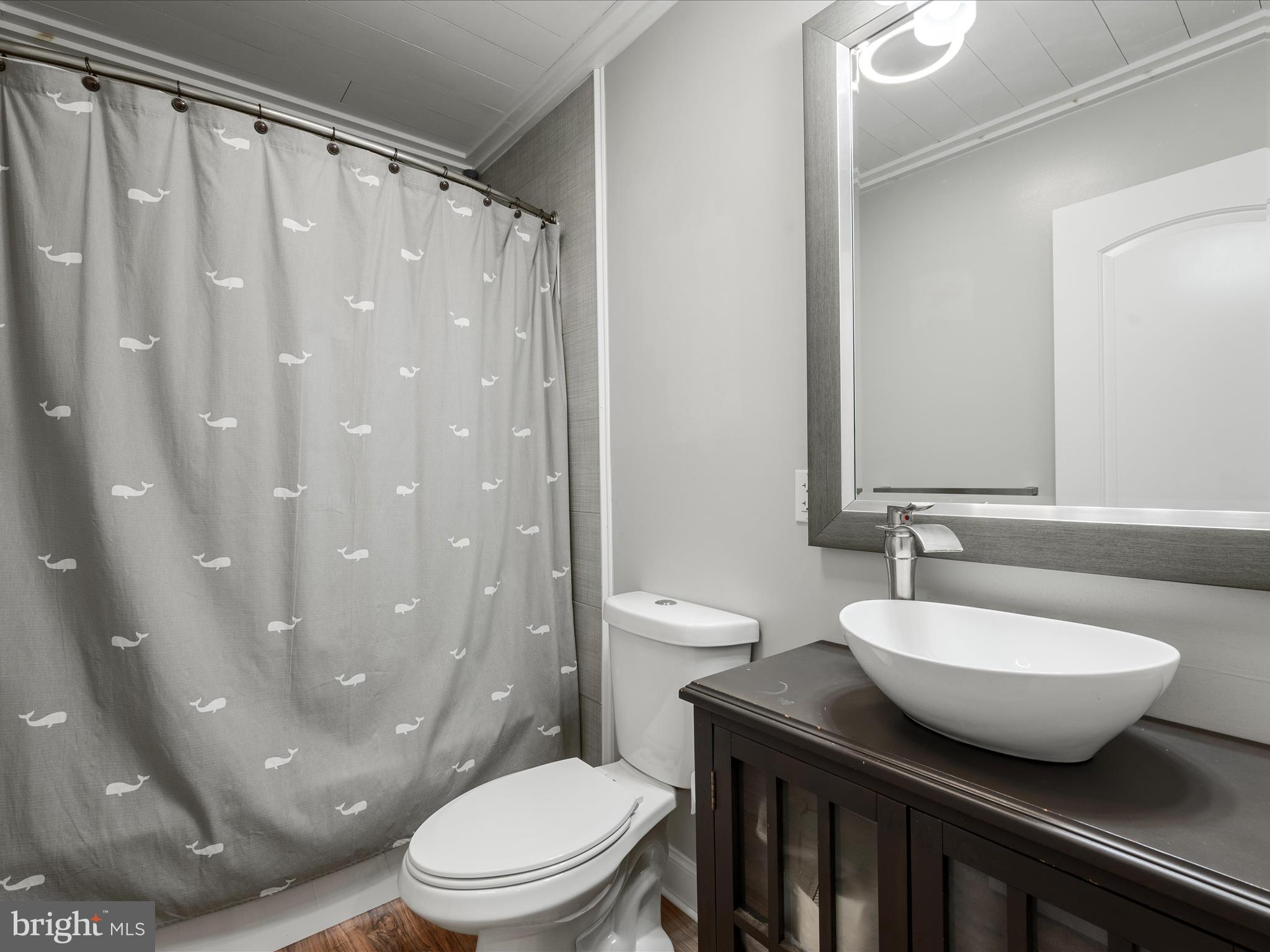 HIDDEN RIVER - Residential