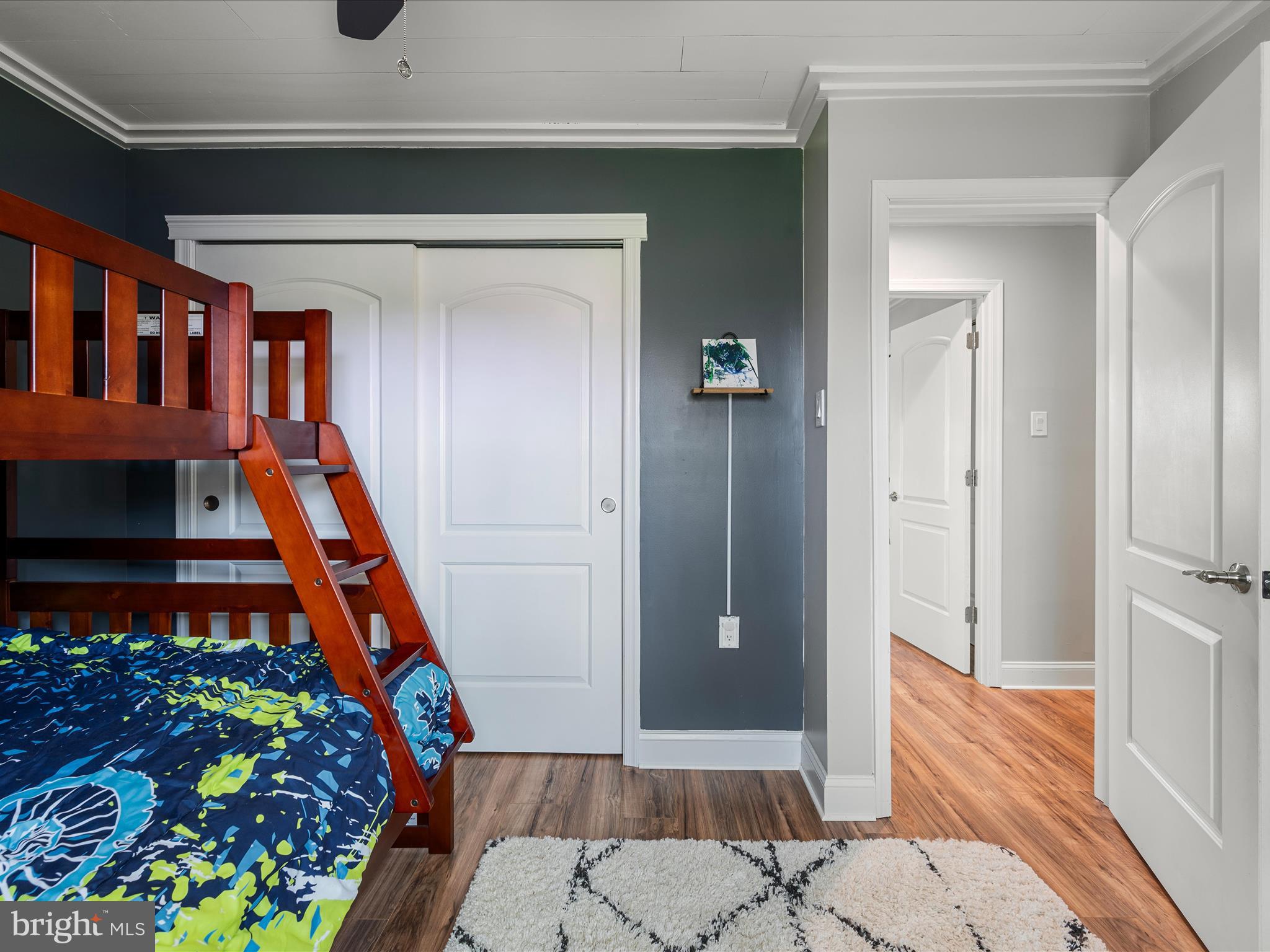 HIDDEN RIVER - Residential