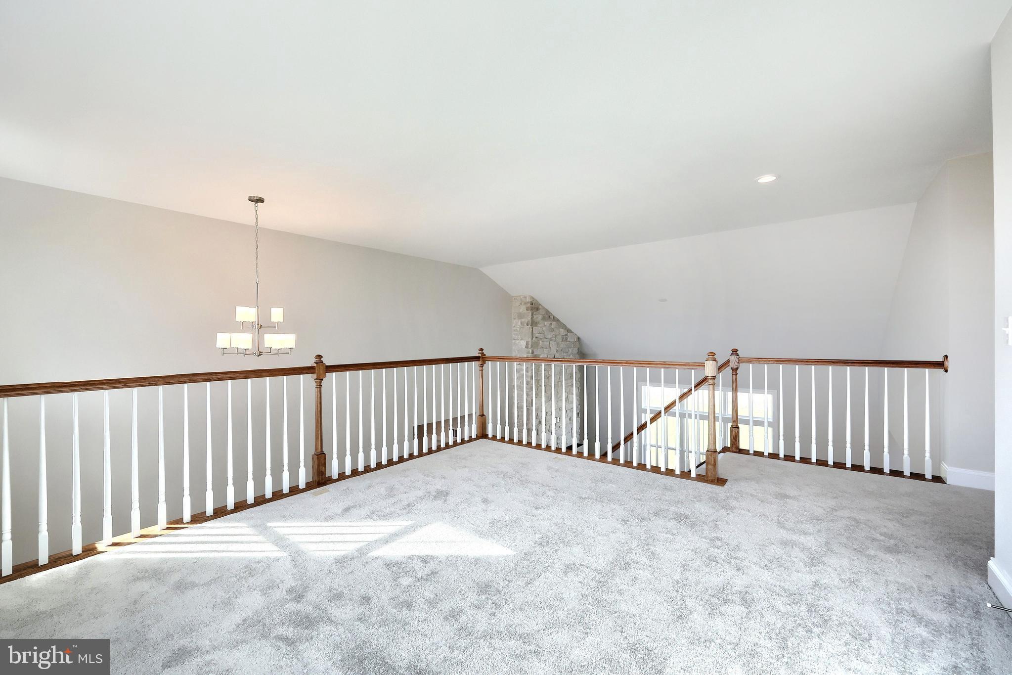 AUTUMN CHASE - Residential