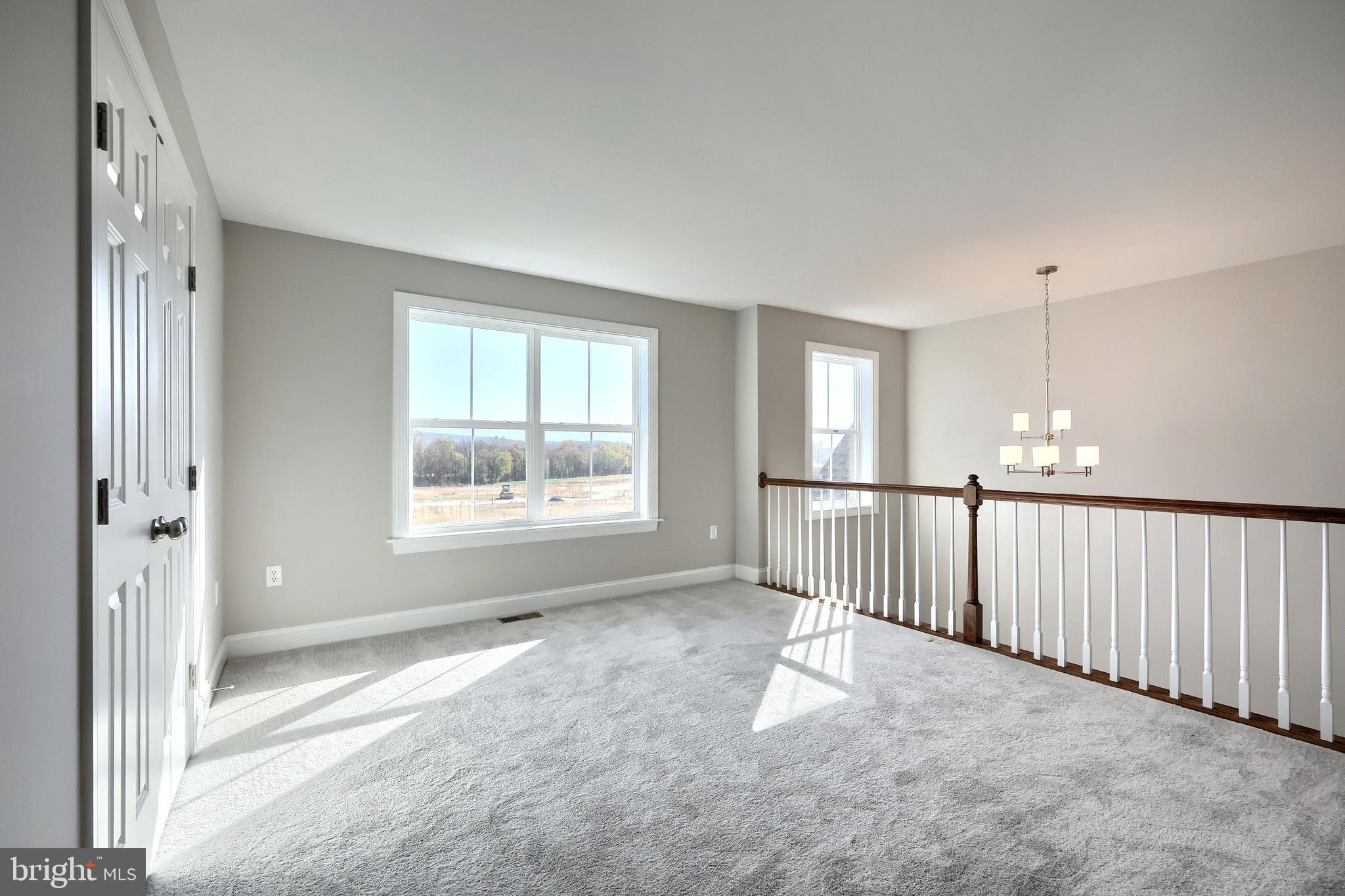 AUTUMN CHASE - Residential