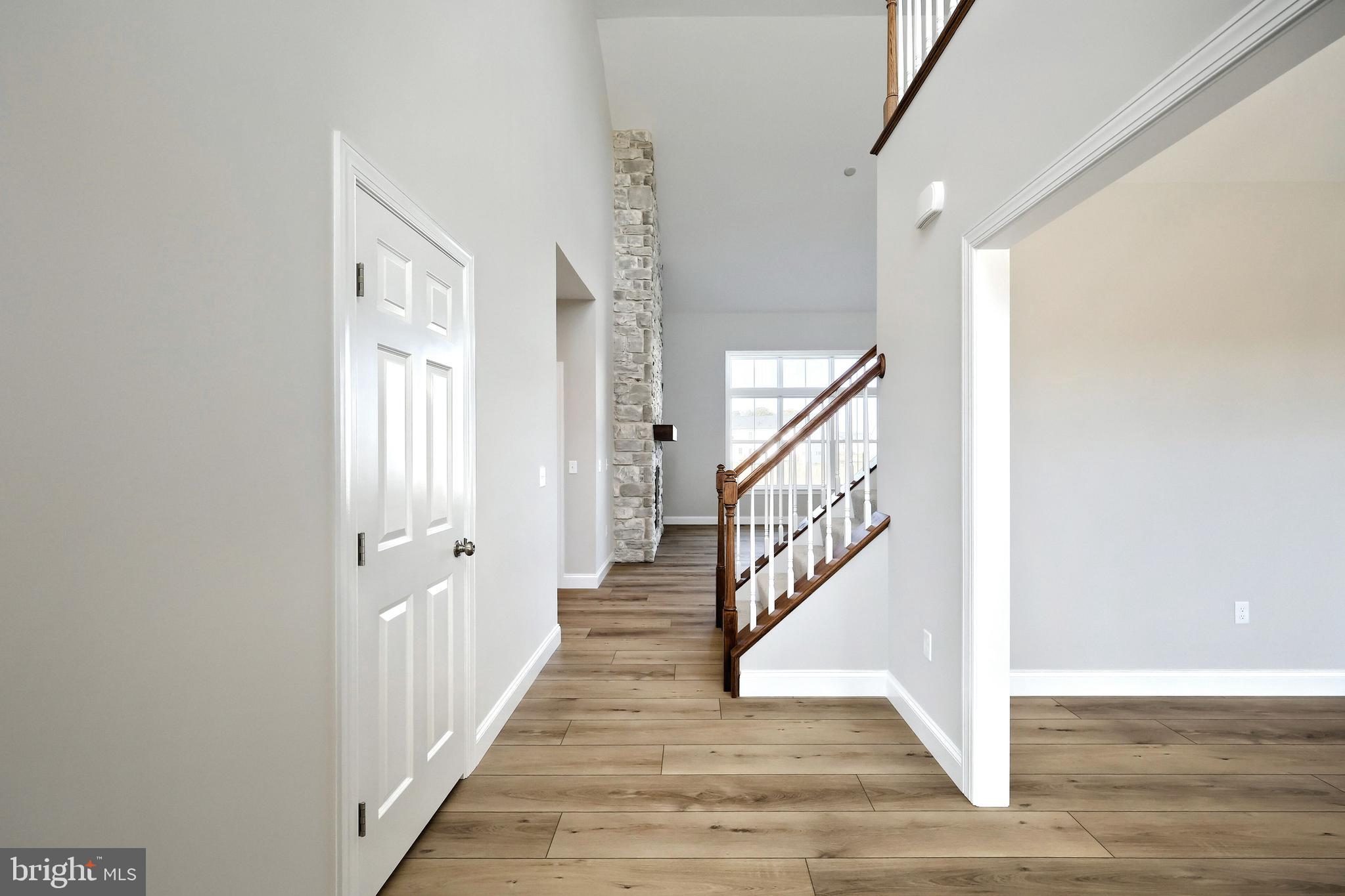 AUTUMN CHASE - Residential