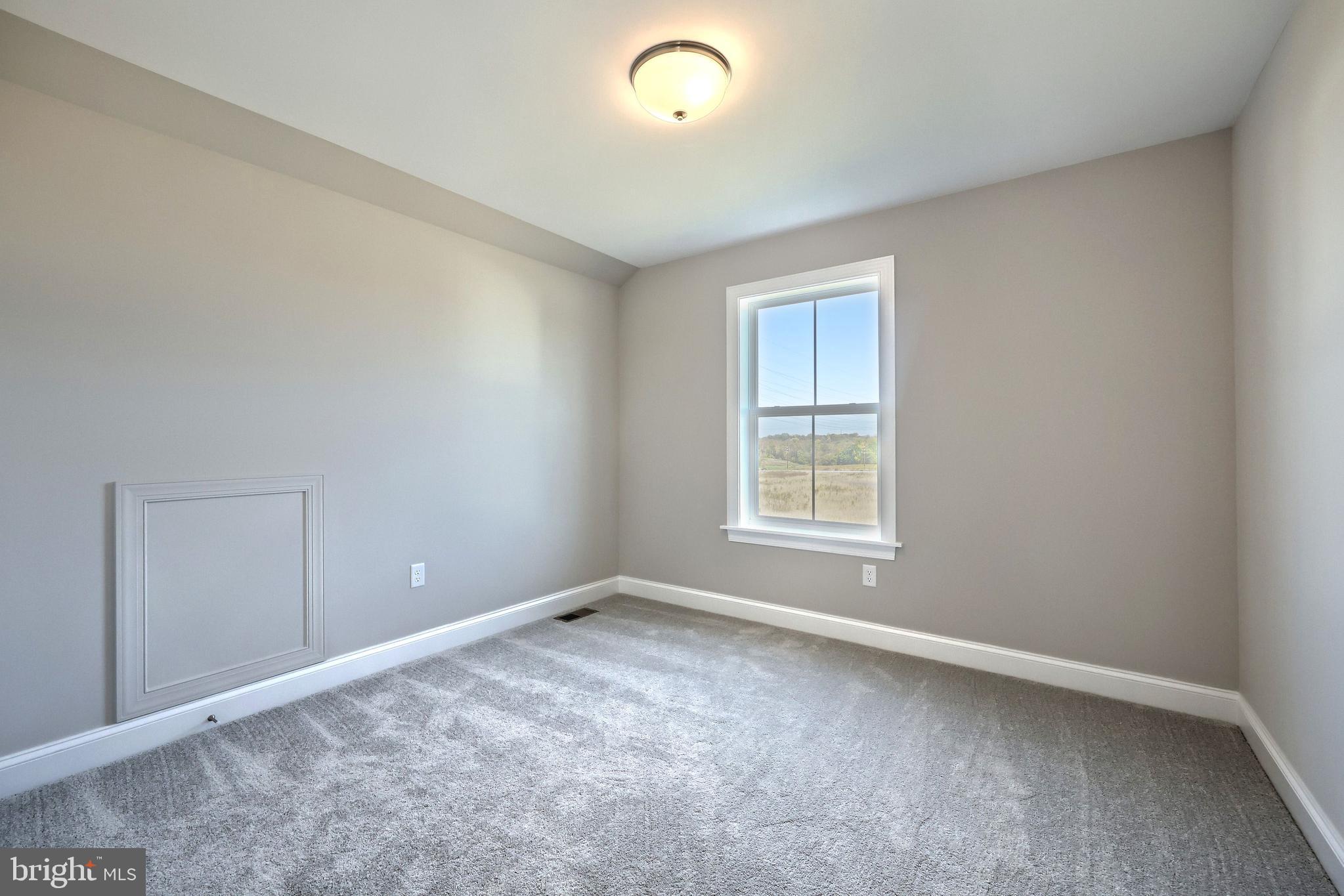 AUTUMN CHASE - Residential