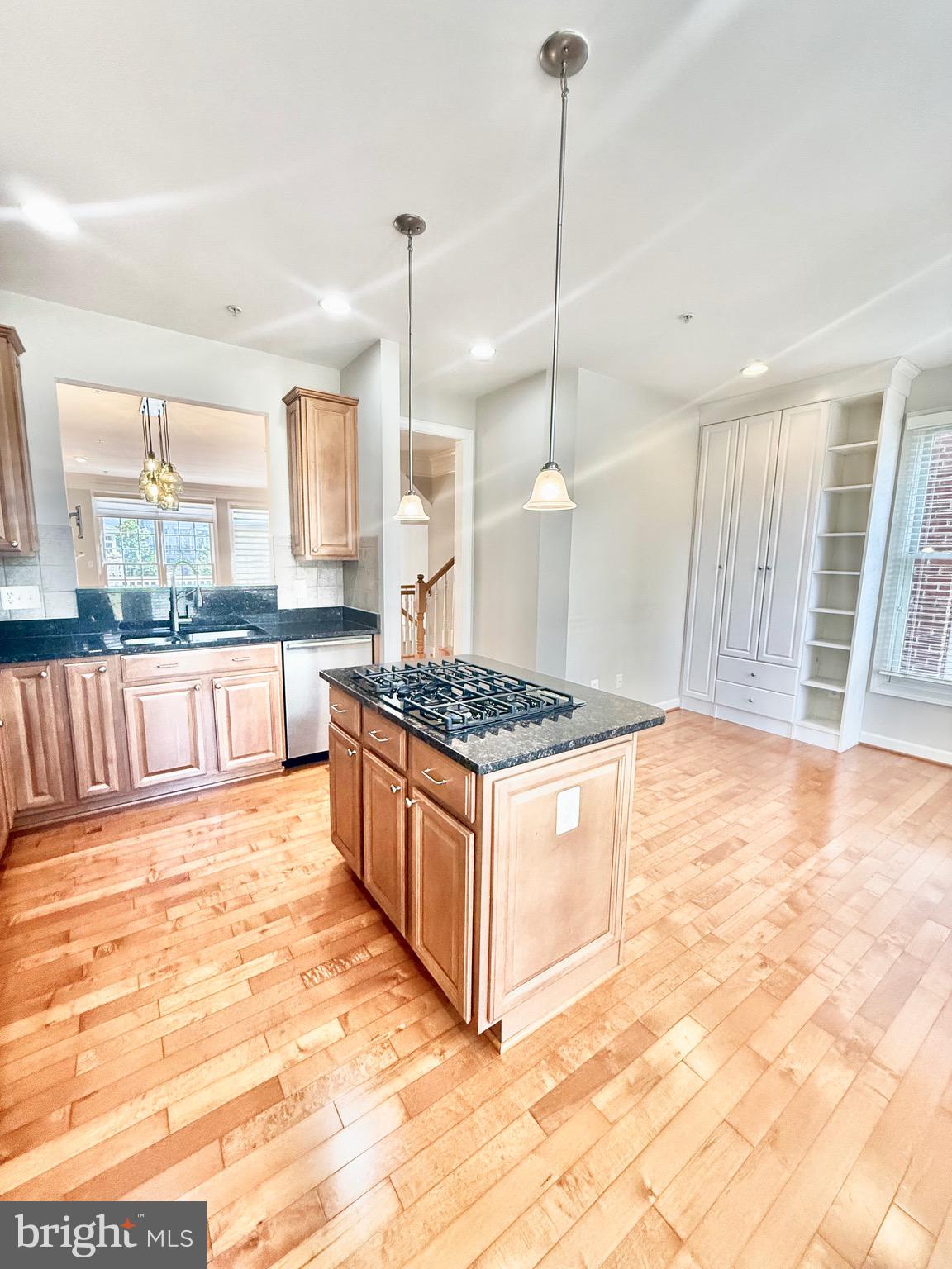 CAMERON STATION - Residential Lease