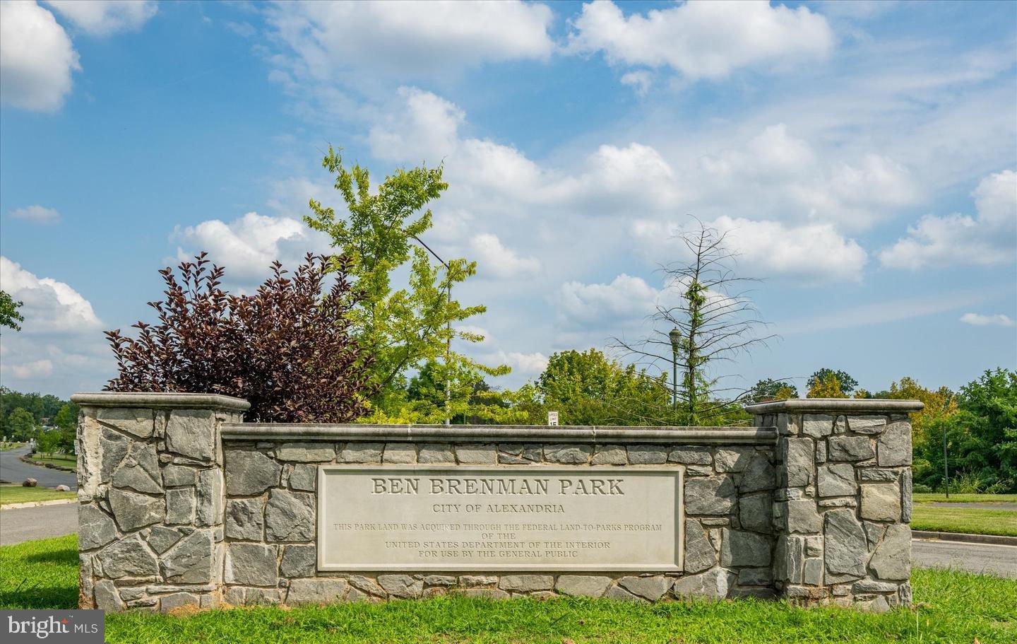 CAMERON STATION - Residential Lease