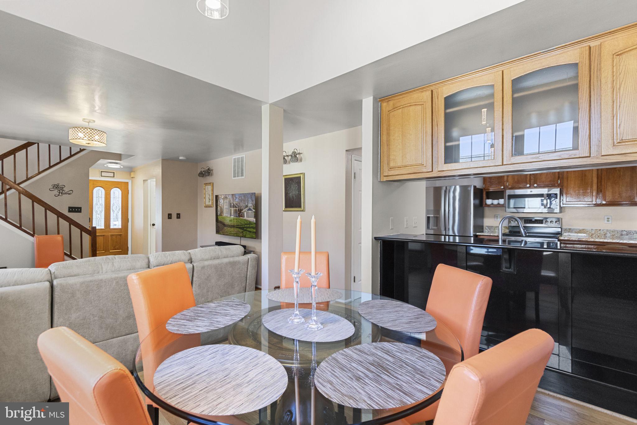 LAKE RIDGE - Residential