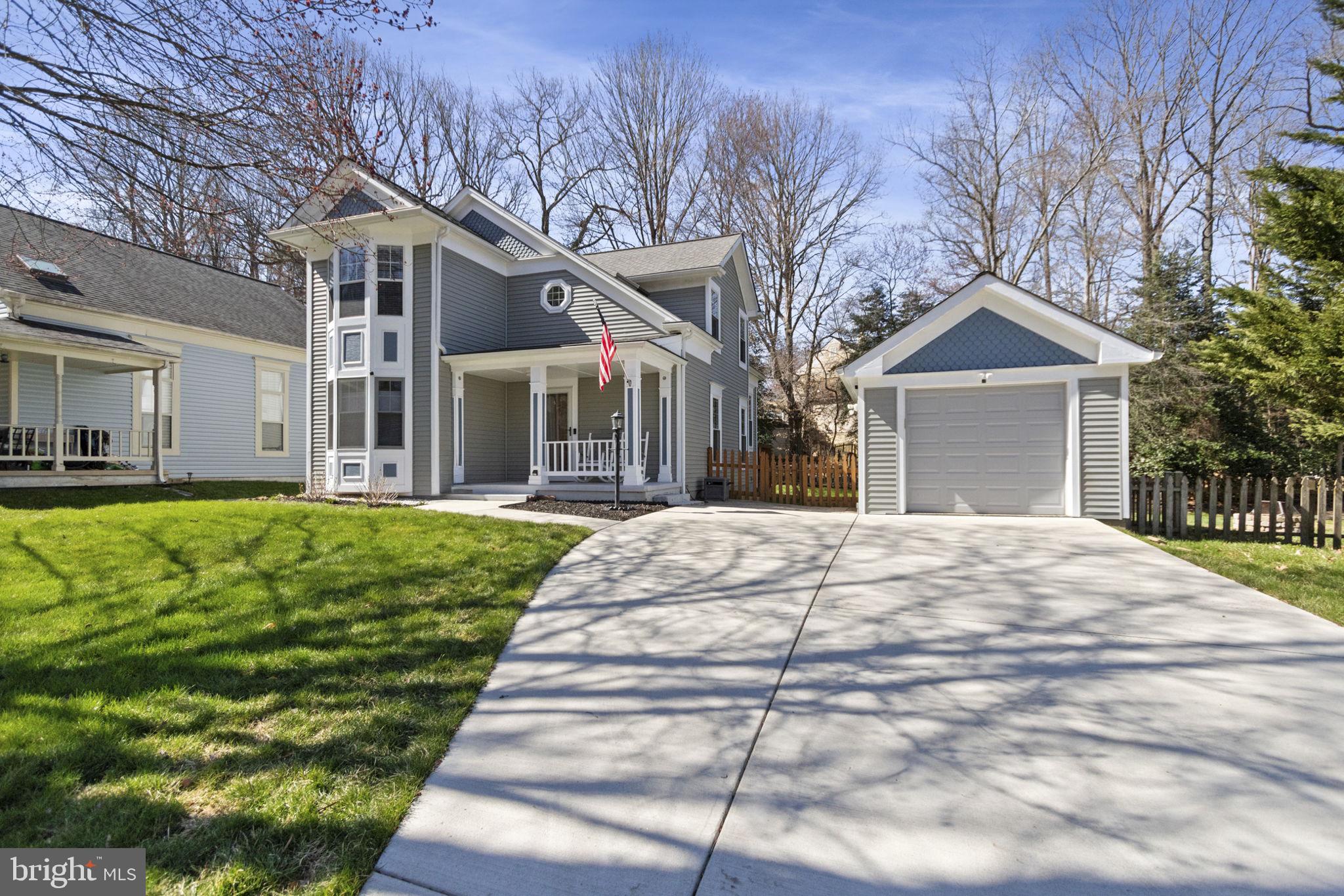 LAKE RIDGE - Residential