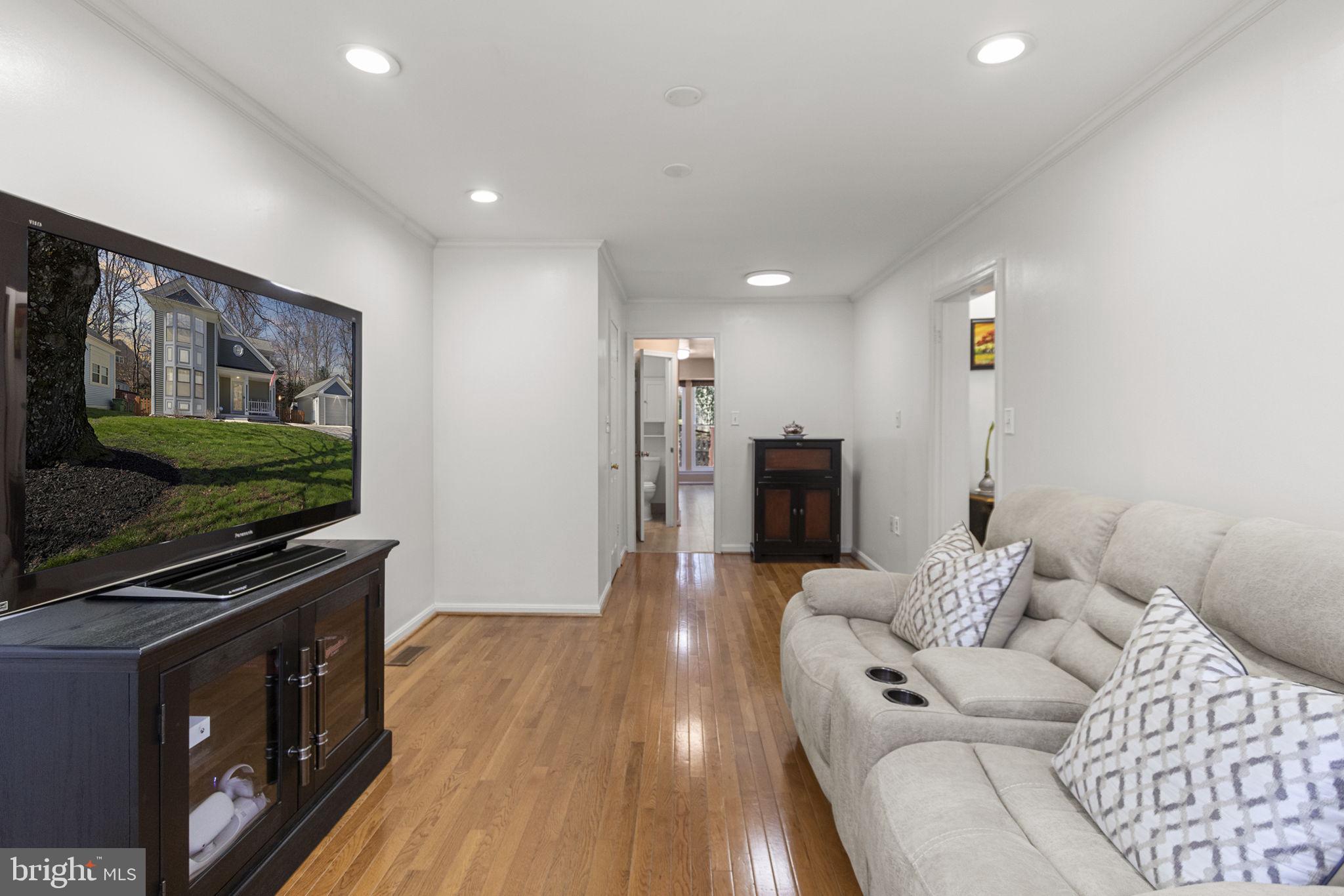 LAKE RIDGE - Residential