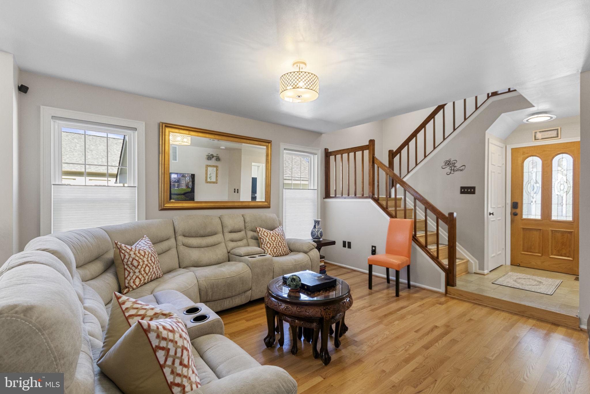 LAKE RIDGE - Residential