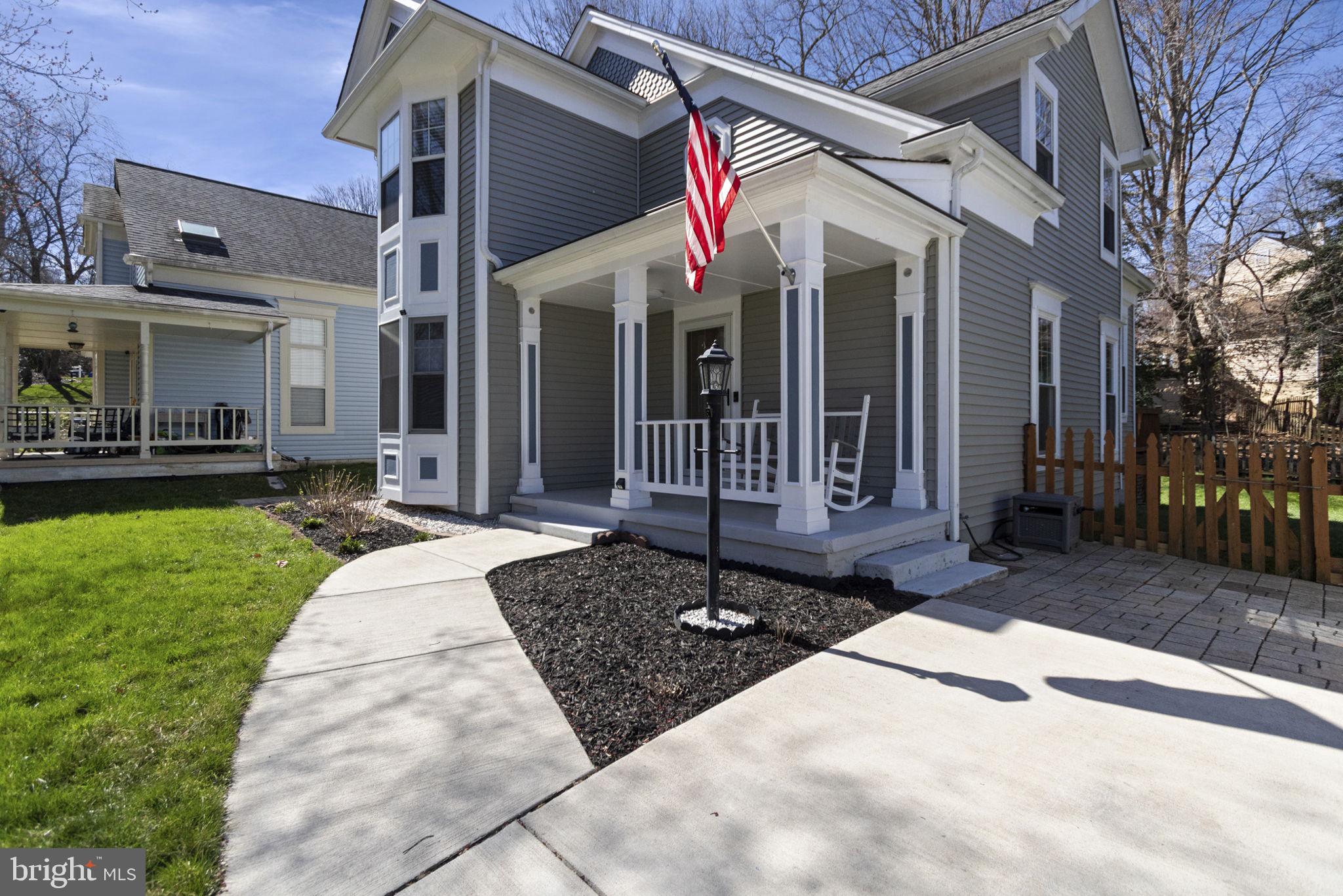 LAKE RIDGE - Residential