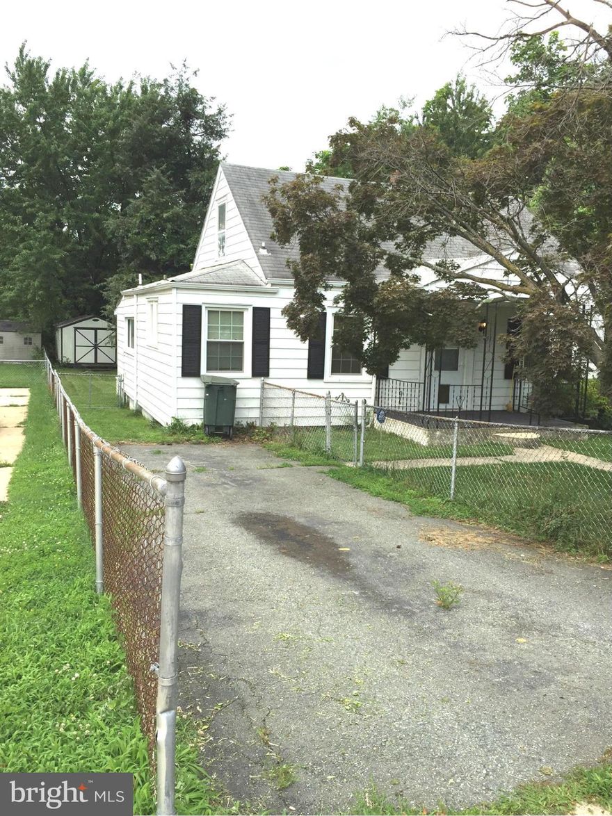 Nice quiet living,Less than 1/2 mile from Andrews Airforce Base, a short drive to National Arbor, Washington DC, Tanger Shops and Virginia.  Has Extra Storage/Work Room in spacious back yard.  Fenced Yard and Doggie Door - great for pet owners. Available for immediate occupancy.  New carpet, paint and washer/dryer. Public Transportation Bus/Metro Access....Military Welcomed!  RENT SPECIAL $1499