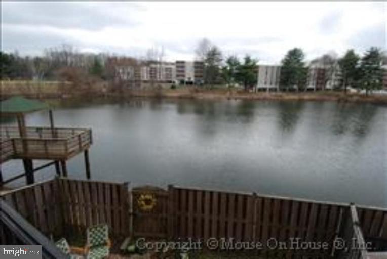 WESTLAKE TERRACE - Residential Lease