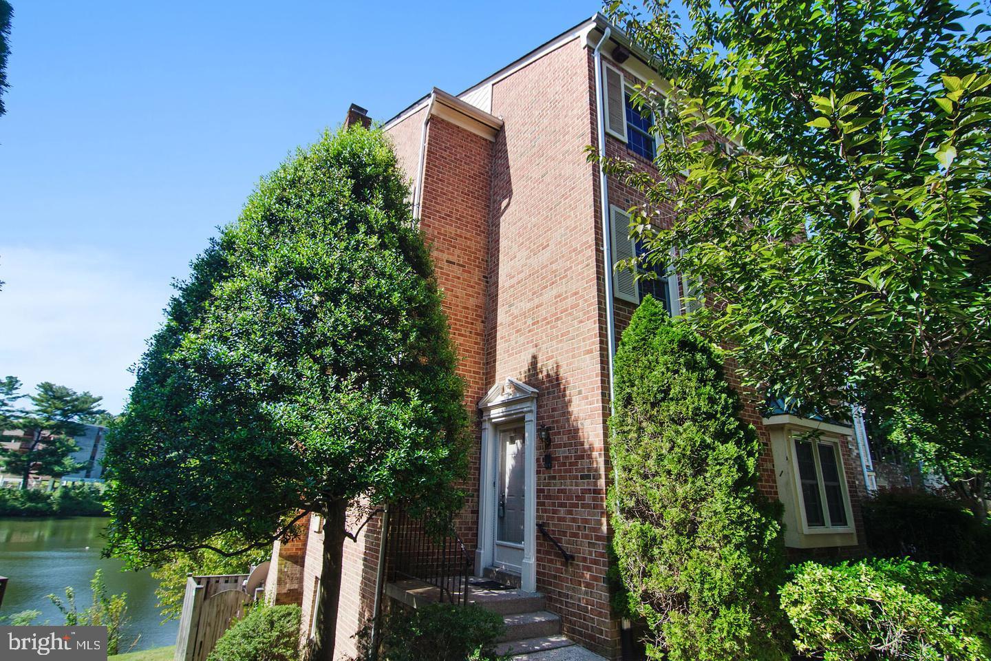 WESTLAKE TERRACE - Residential Lease