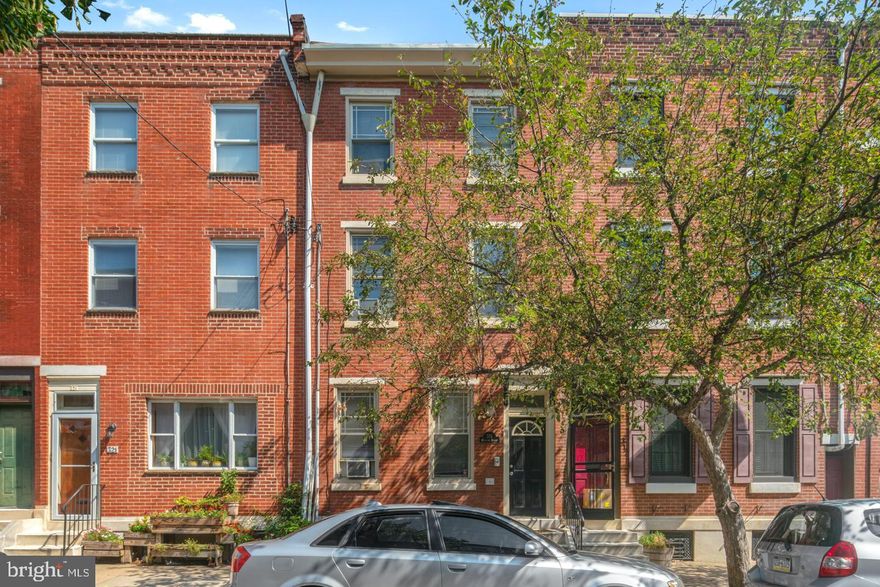 Perfect location Pennsport 1 bedroom plus den (can be used as a smaller second bedroom) with IN UNIT LAUNDRY! Beautiful flooring throughout, updated kitchen with dishwasher, and your own private DECK! This apartment is available for anytime in April move in or early May. 1 pet up to 25 lbs considered with one time pet fee. Window units provided by the landlord for air conditioning. Property requires first month, last month's rent and one month's security deposit to move in (3 months total), as well as good credit and clear background/eviction report. This unit is located on the second floor of a 3 unit building.