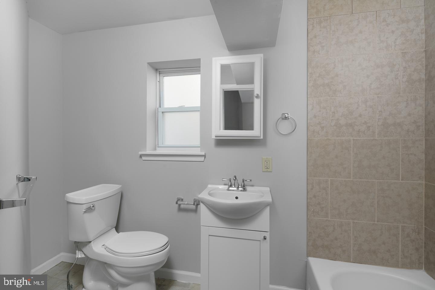 PENNSPORT - Residential Lease