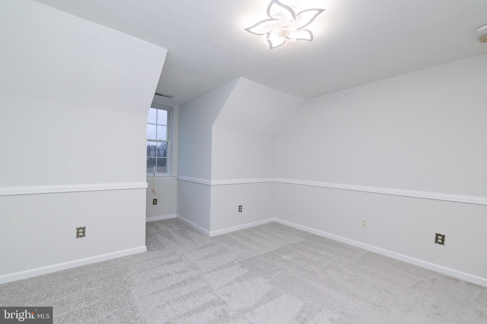 EAGLEFIELD - Residential