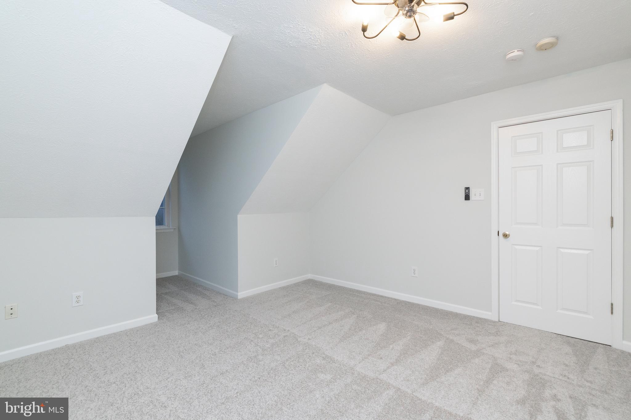 EAGLEFIELD - Residential