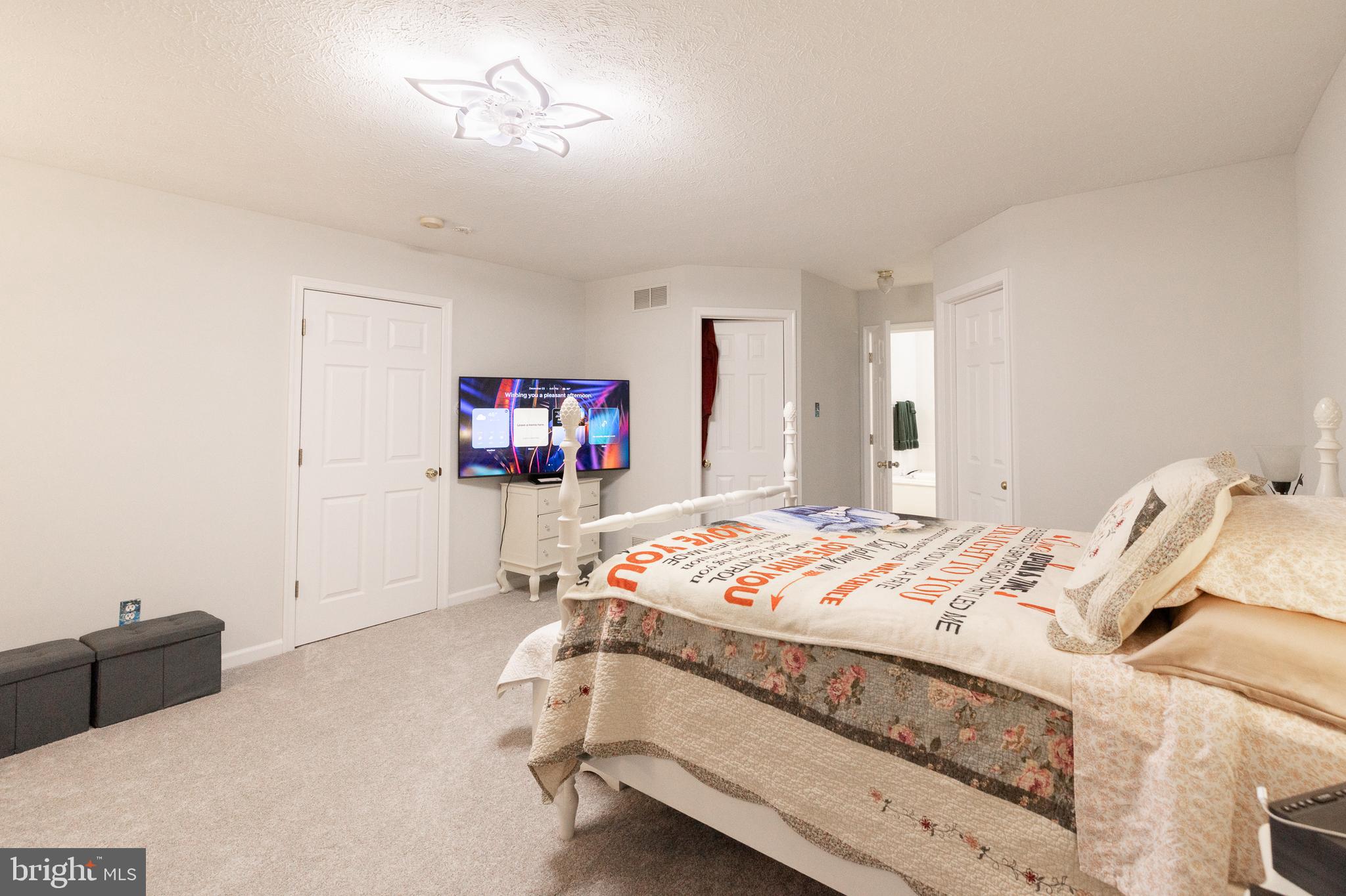 EAGLEFIELD - Residential