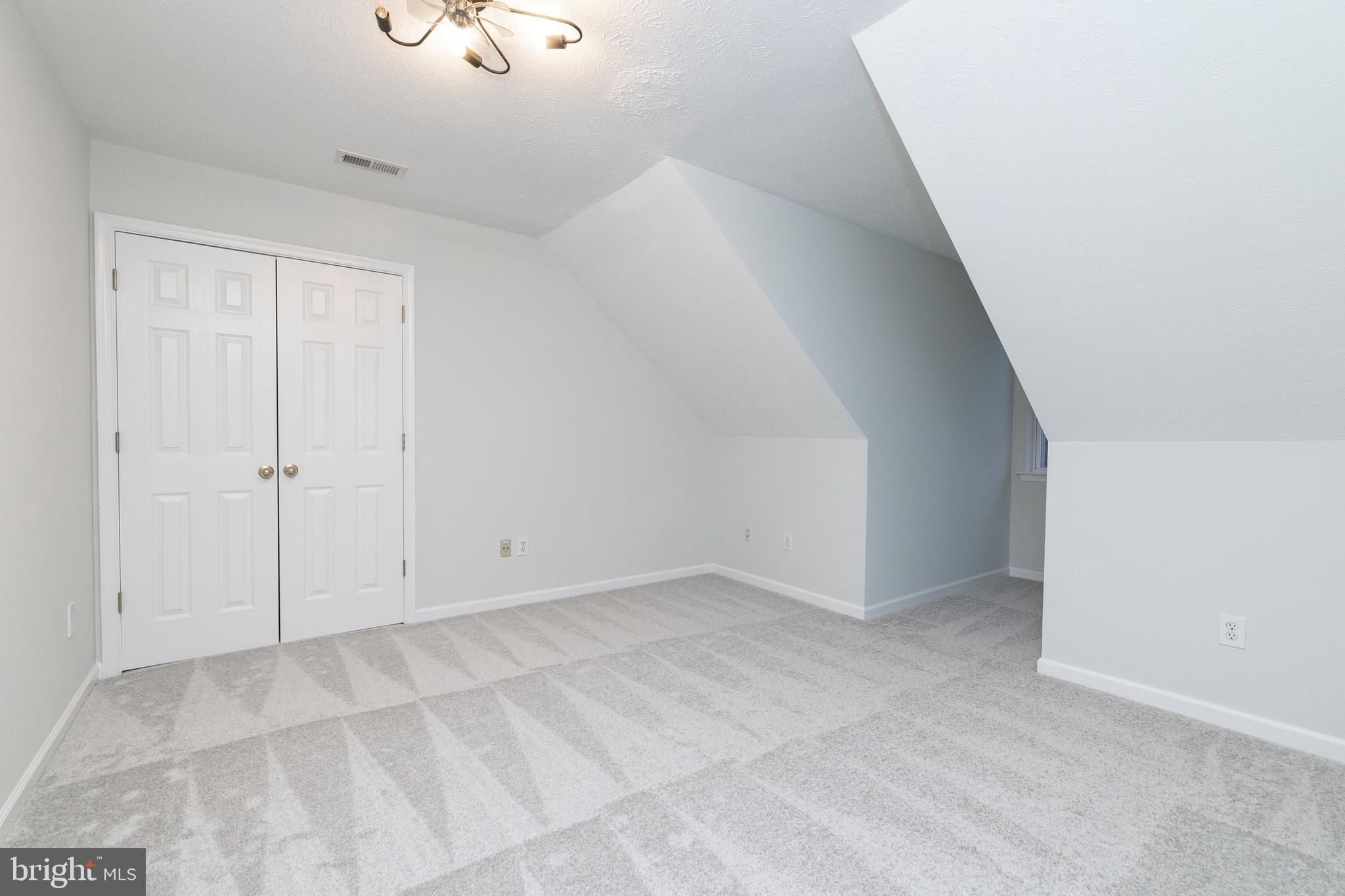 EAGLEFIELD - Residential