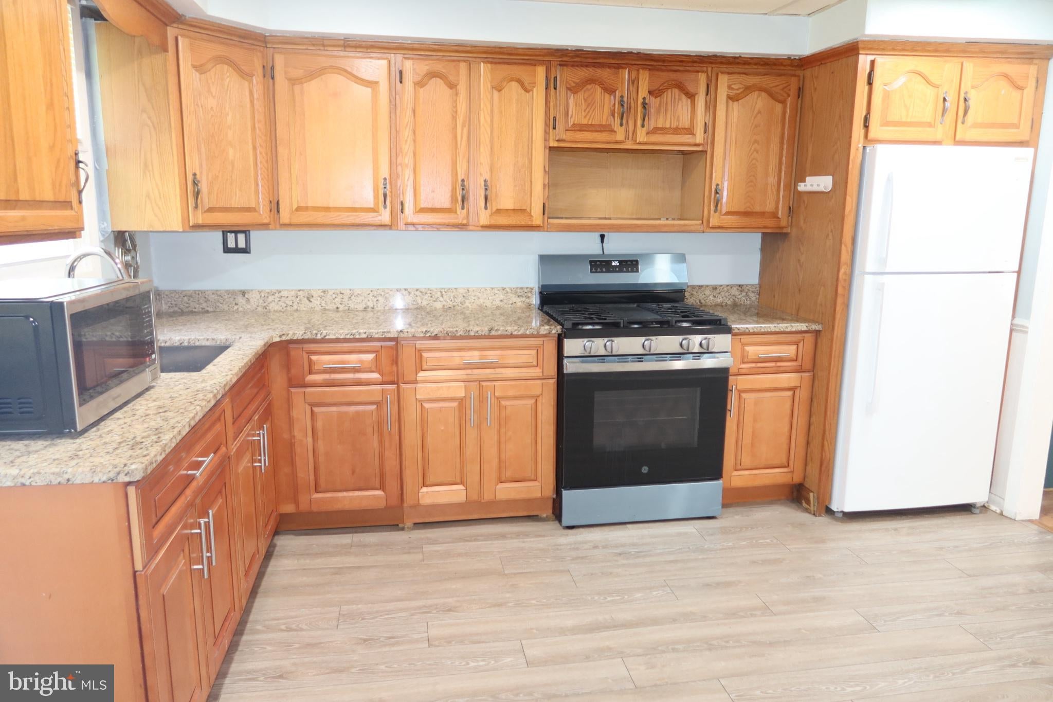 9131 BUSTLETON AVENUE