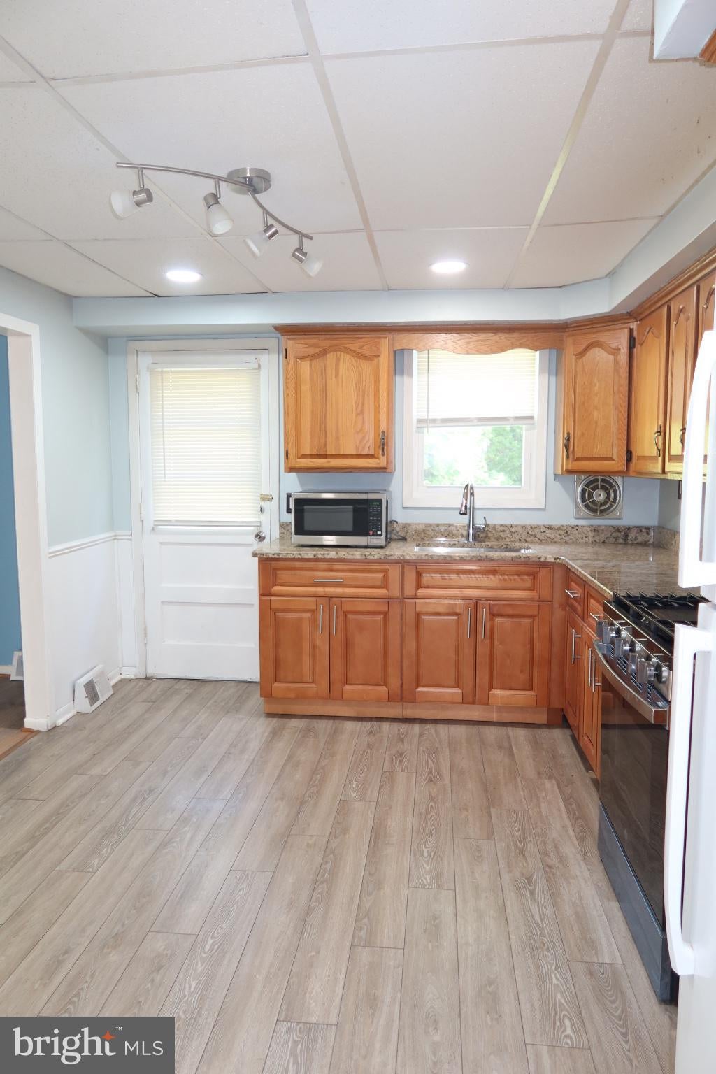 9131 BUSTLETON AVENUE