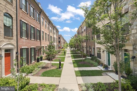 502 WINDBOARD WAY OXON HILL MD 20745