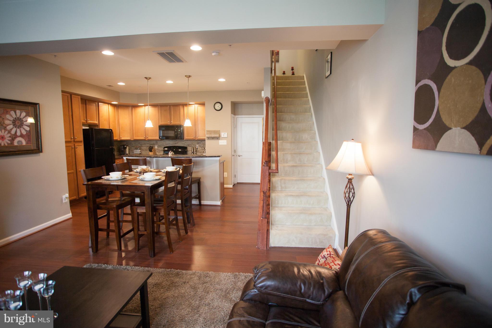 SOMERSET CONDO - Residential