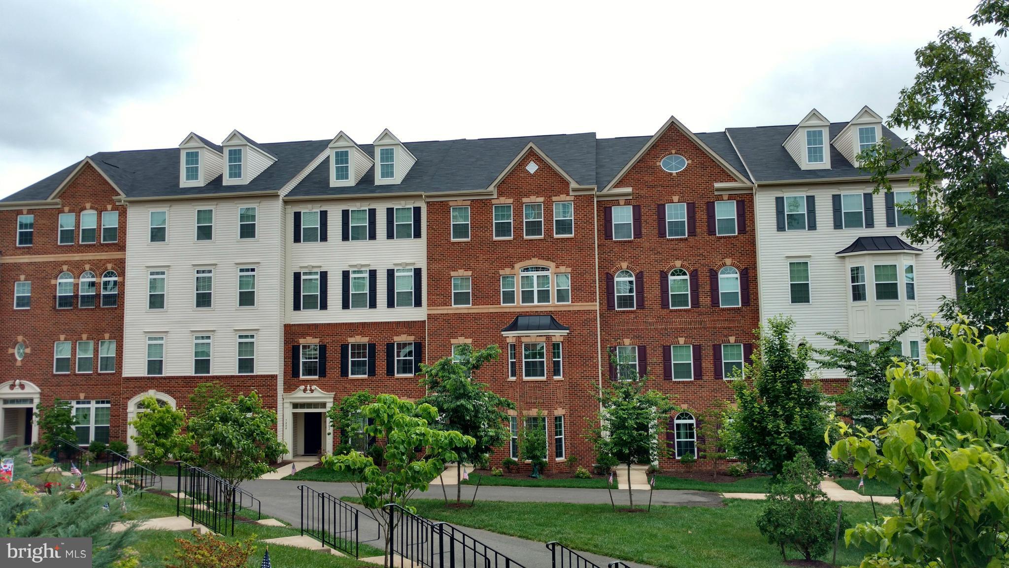 SOMERSET CONDO - Residential