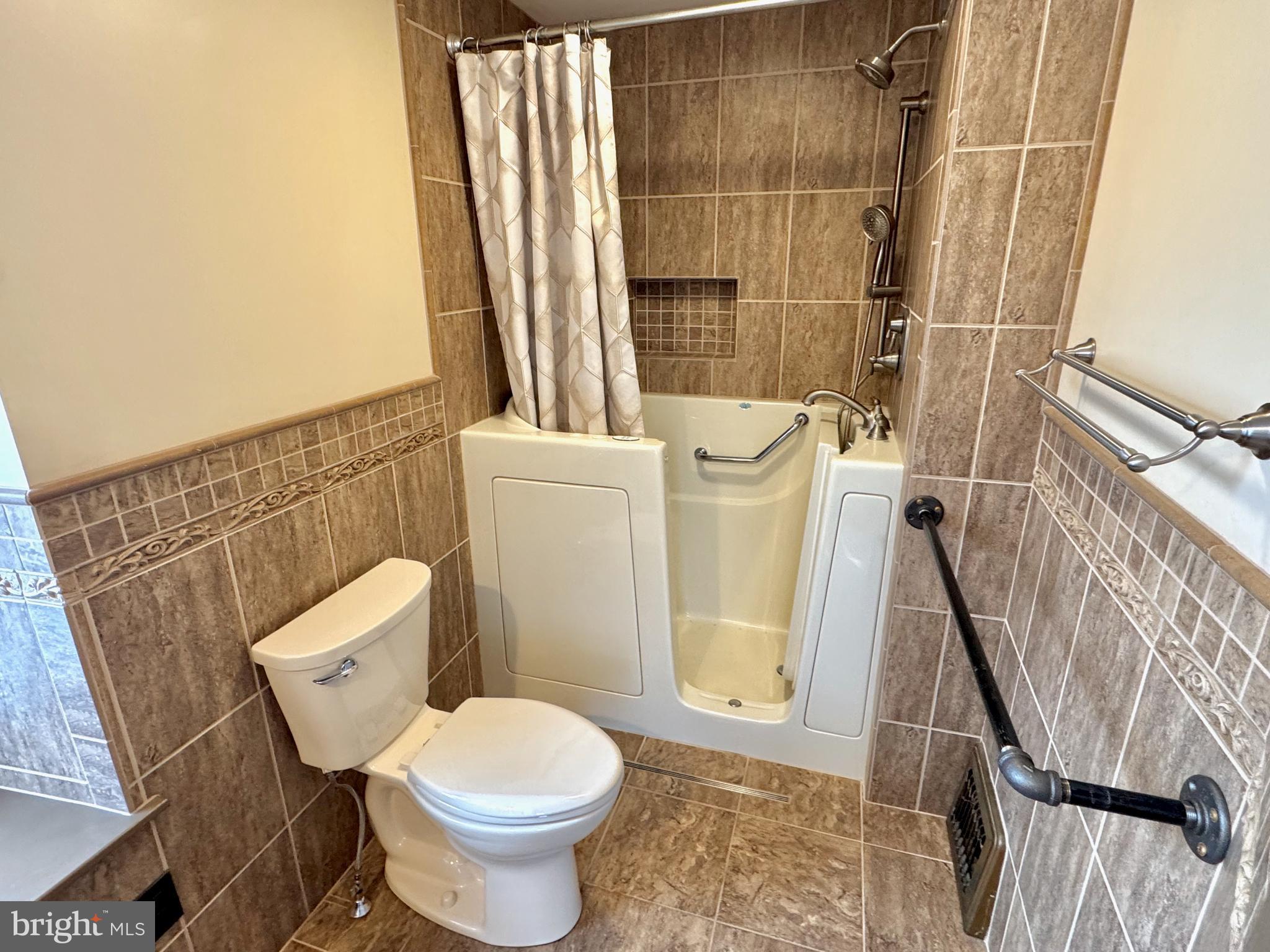 BRANDYWINE CROSSNG - Residential