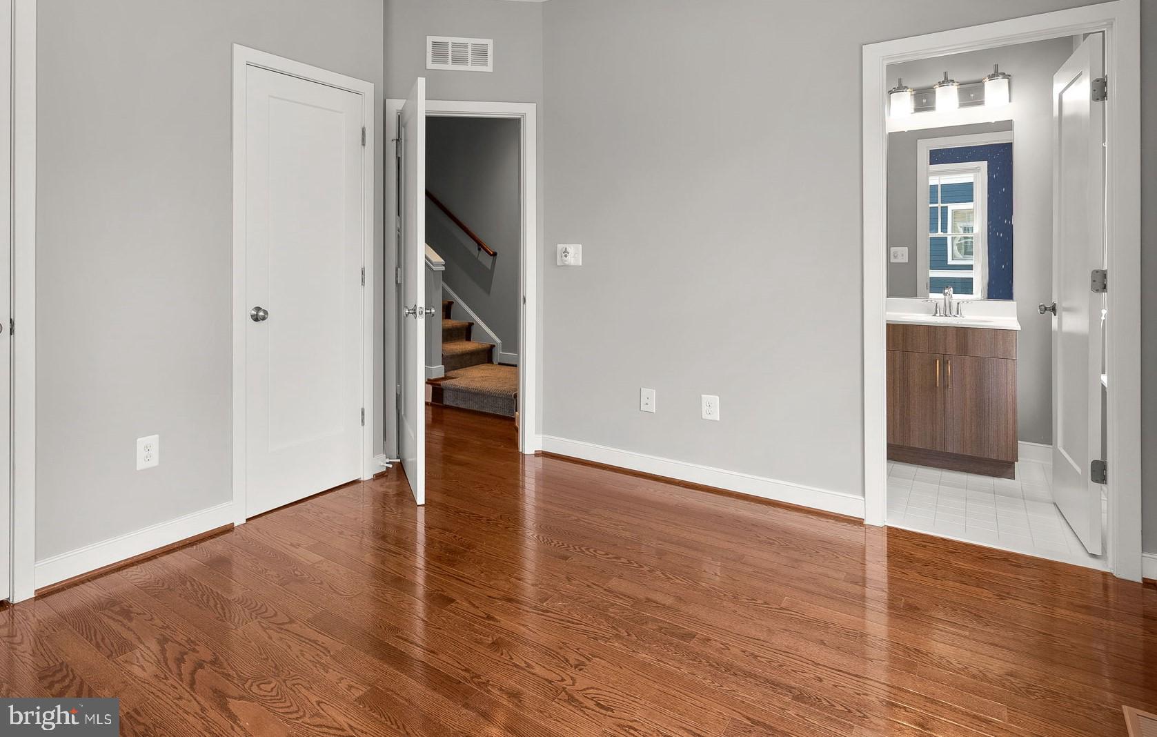 CHELSEA HEIGHTS - Residential