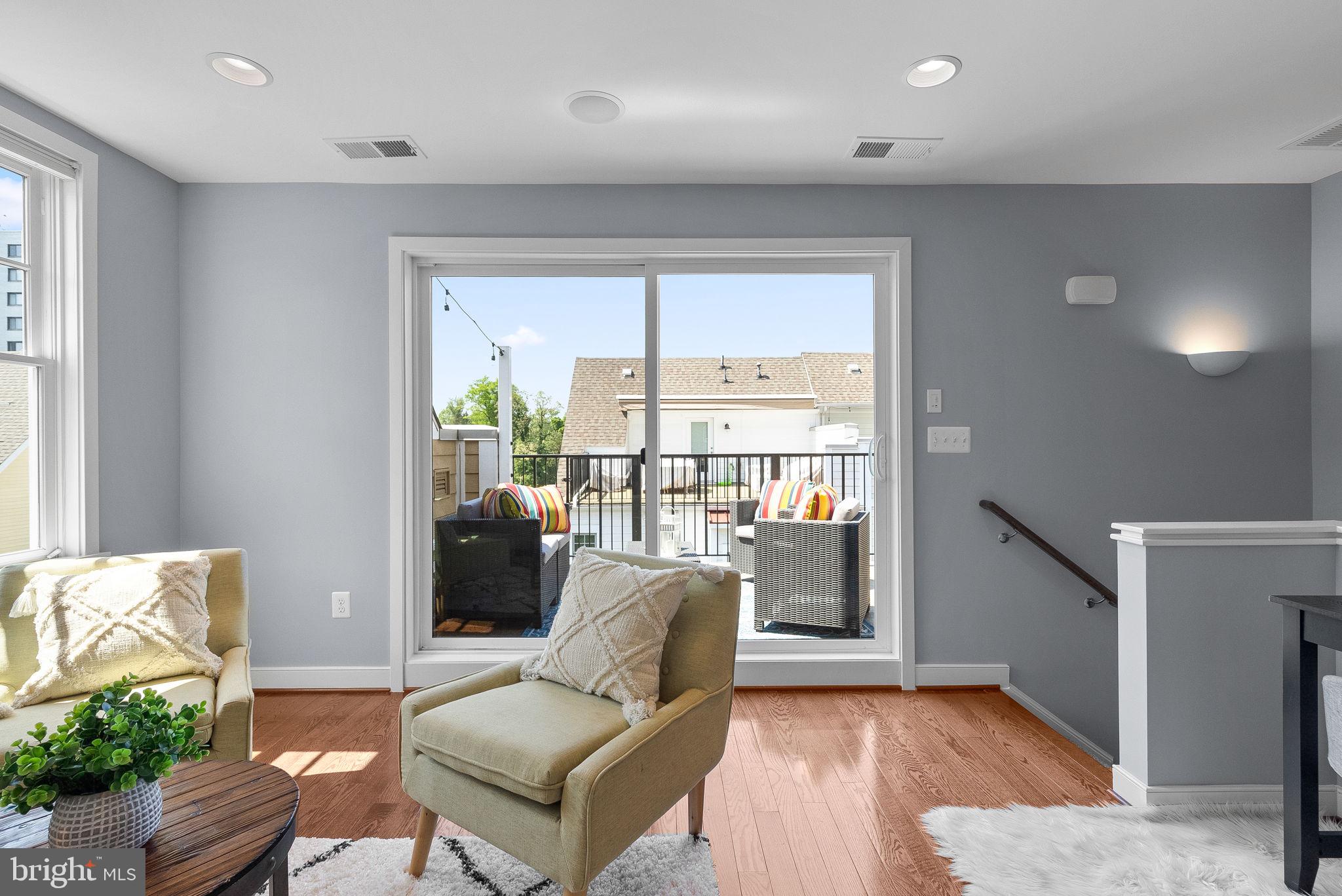 CHELSEA HEIGHTS - Residential