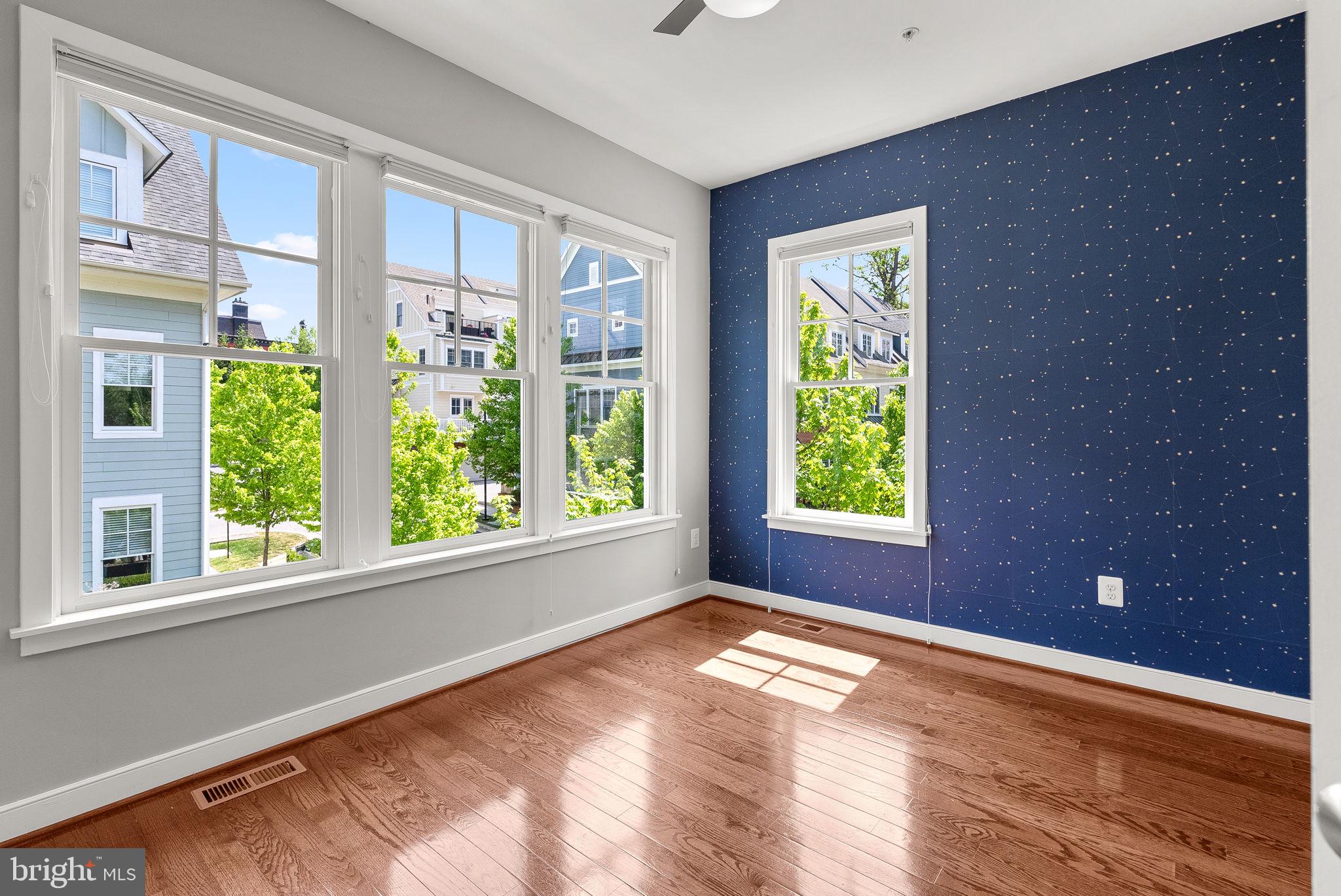 CHELSEA HEIGHTS - Residential