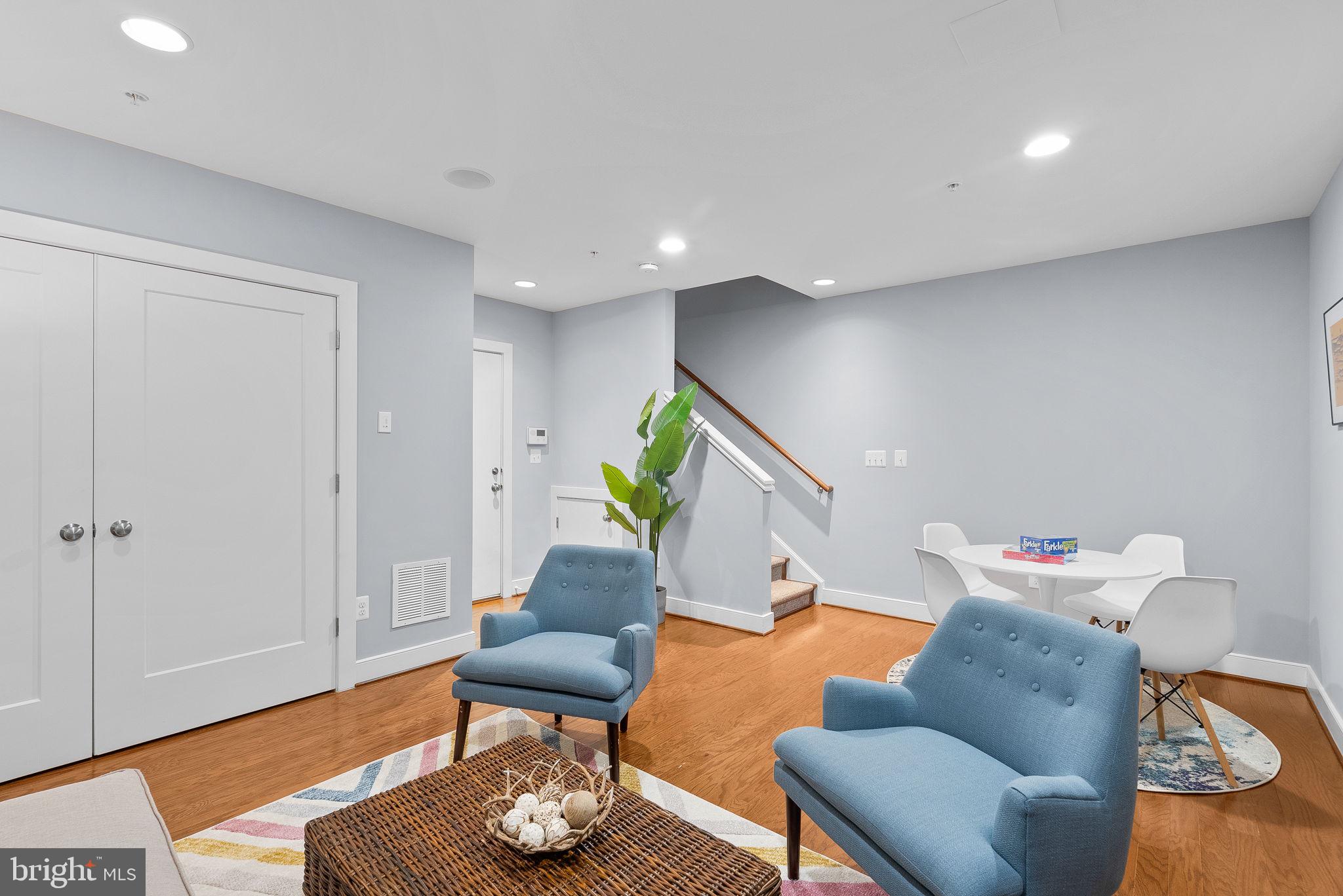 CHELSEA HEIGHTS - Residential