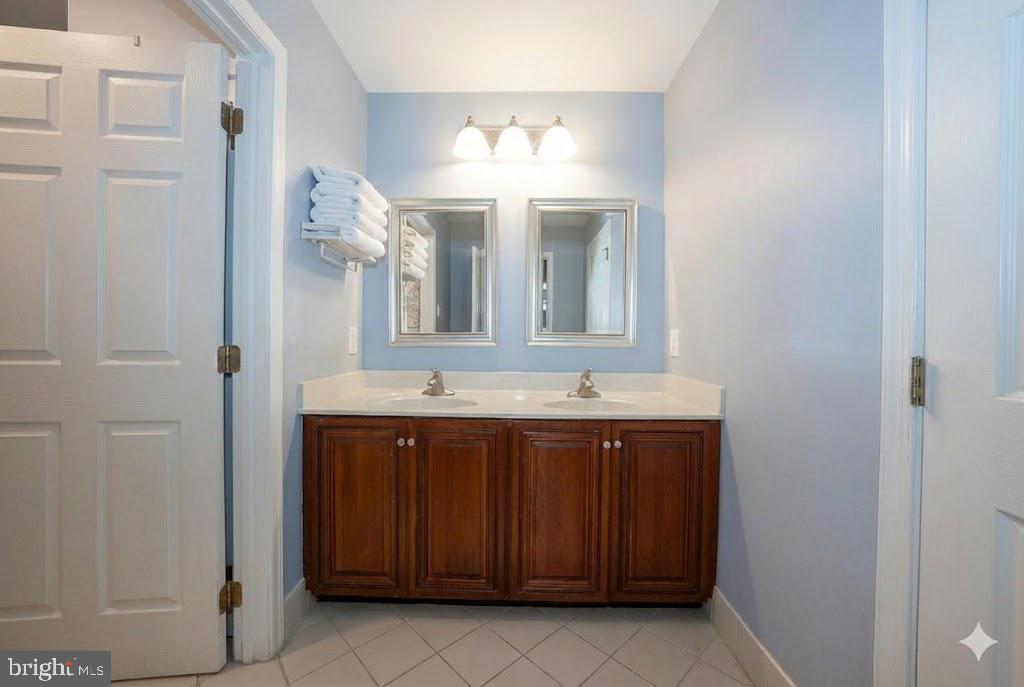 CHARLESTOWN MEADOWS - Residential