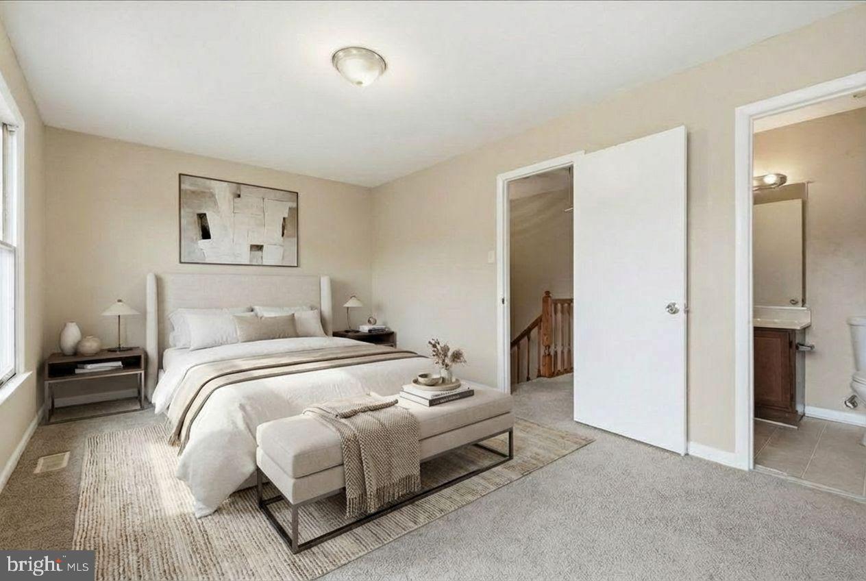 CONSTANT FRIENDSHIP - Residential