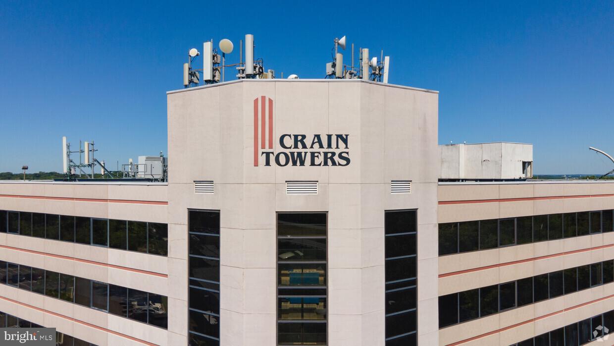 CRAIN TOWERS MEDICAL CENTER - Commercial Lease