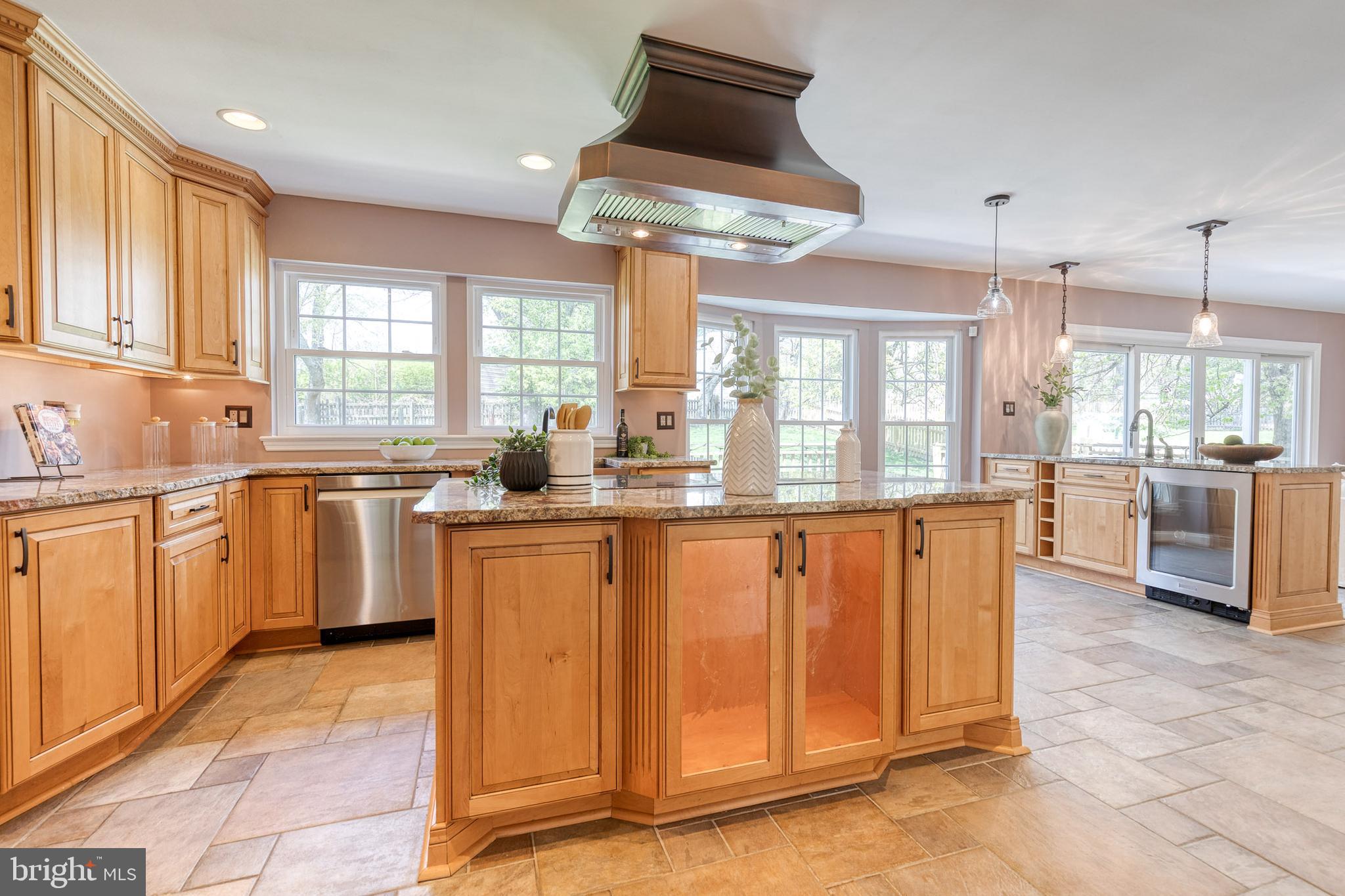 LONG MEADOW - Residential