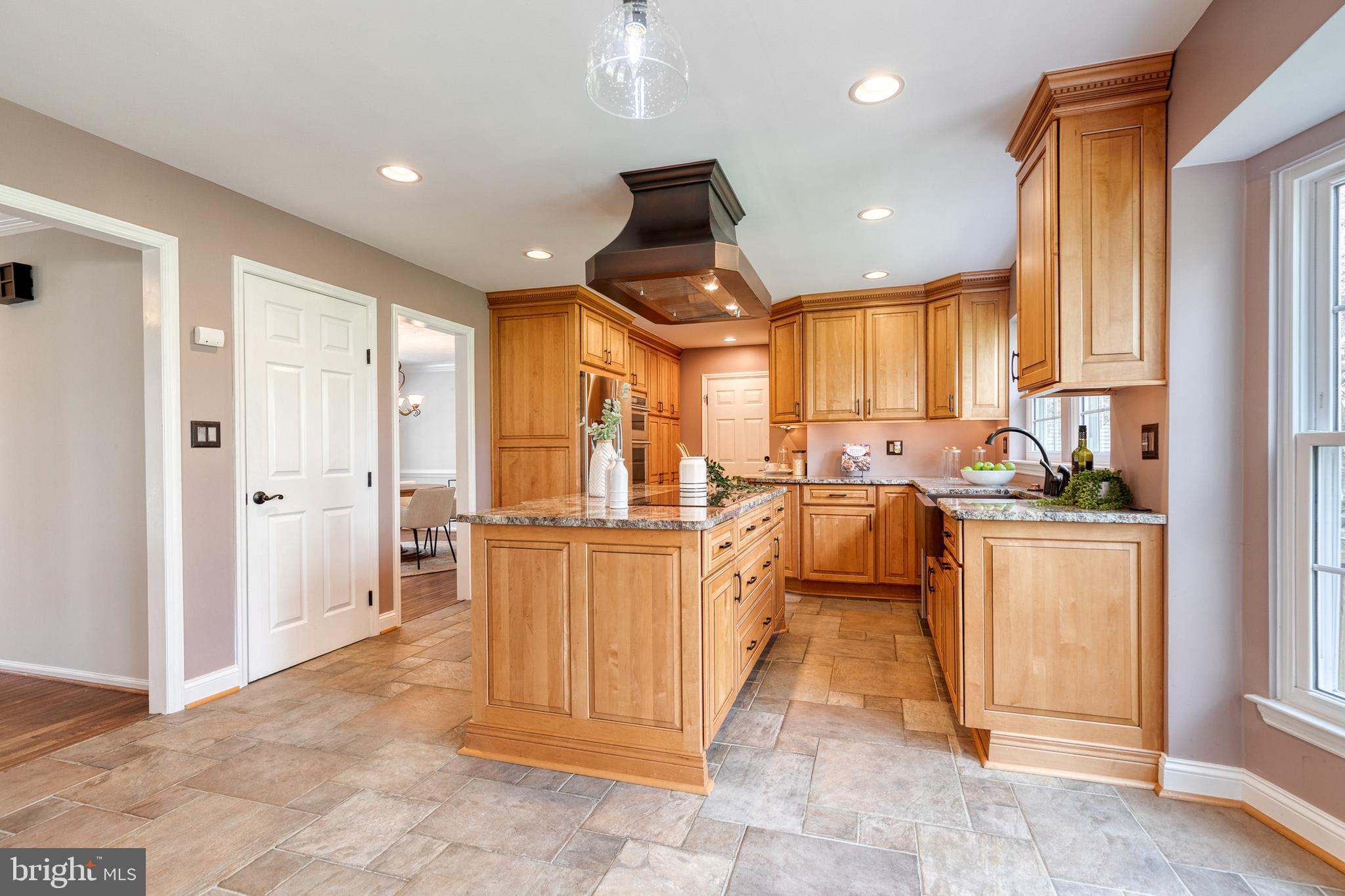 LONG MEADOW - Residential