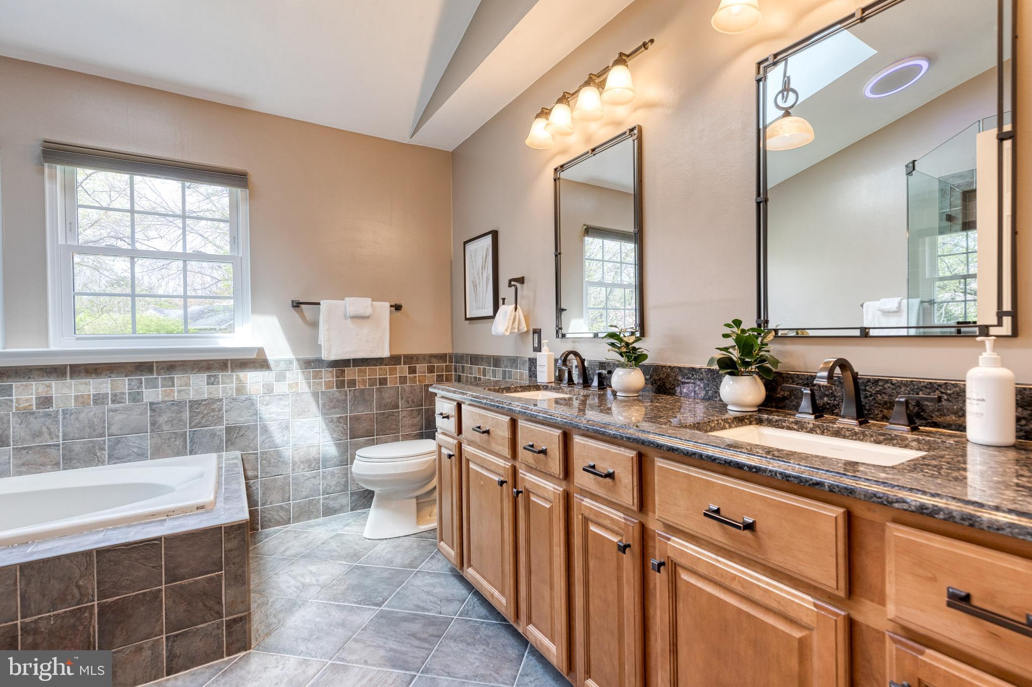 LONG MEADOW - Residential