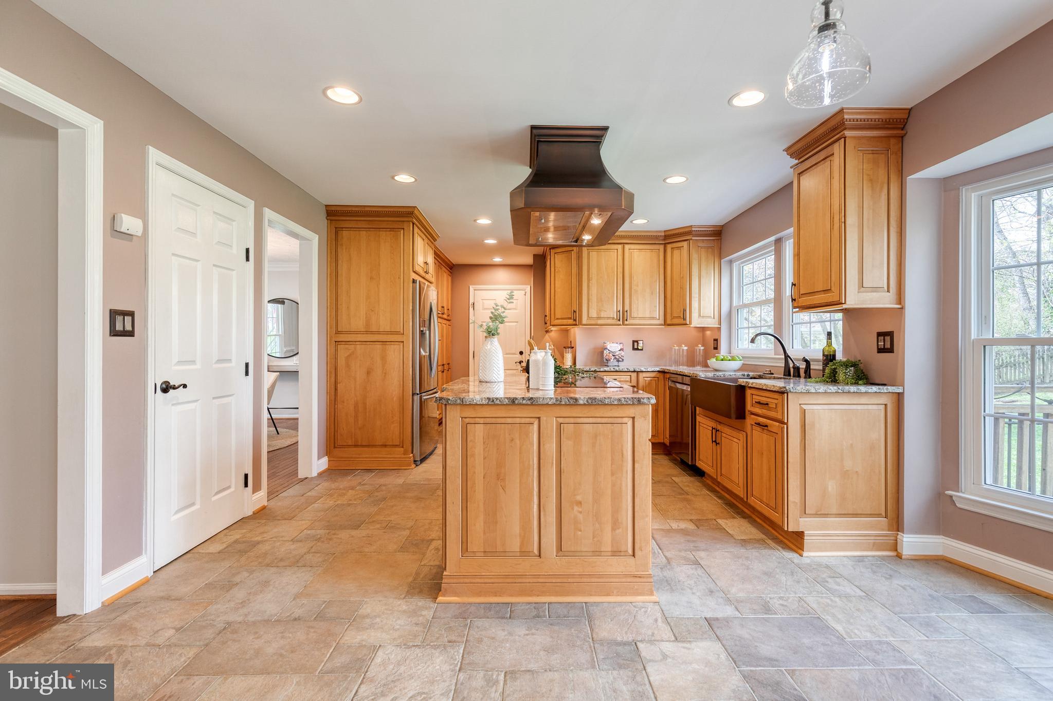 LONG MEADOW - Residential