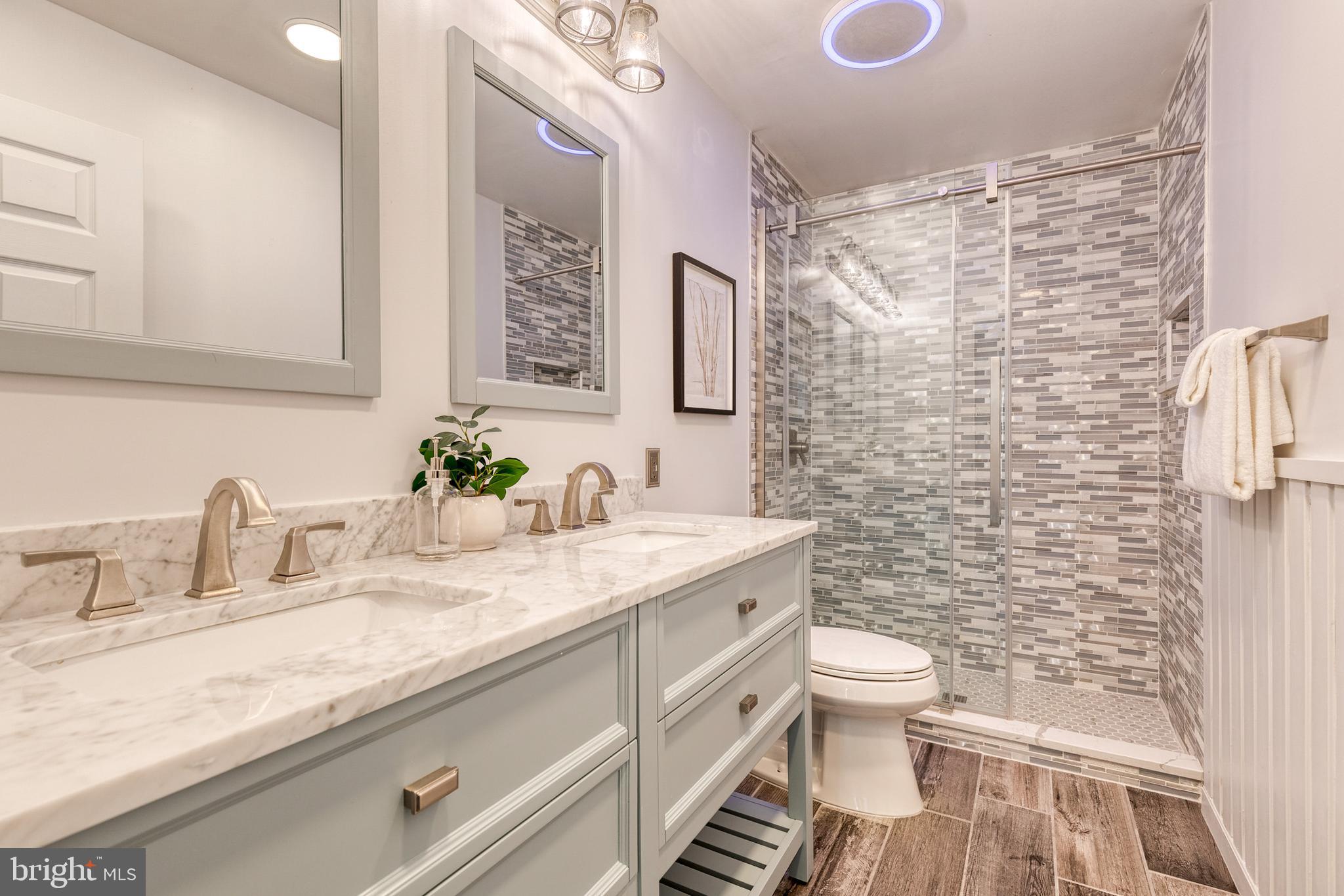 LONG MEADOW - Residential