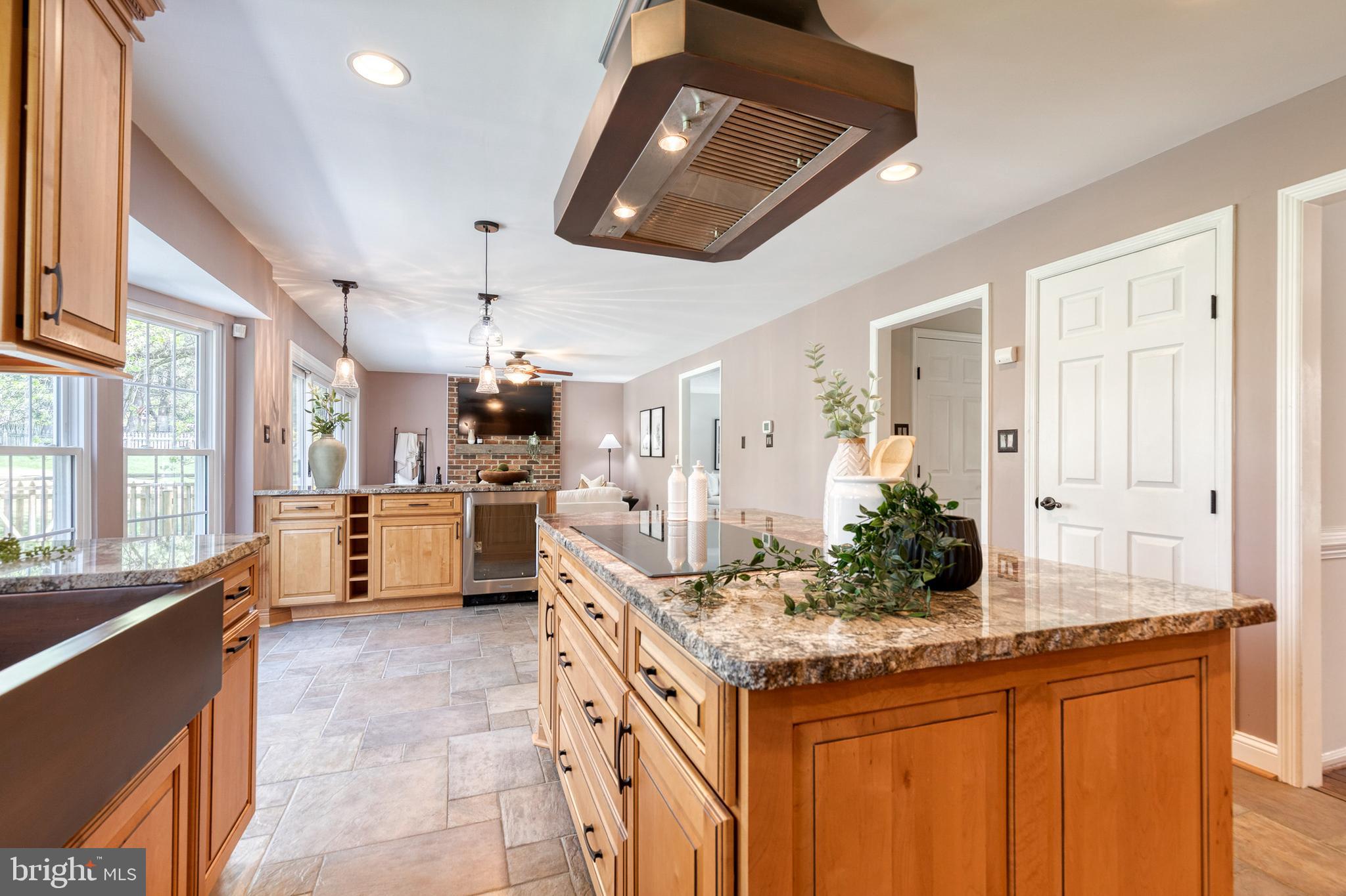 LONG MEADOW - Residential