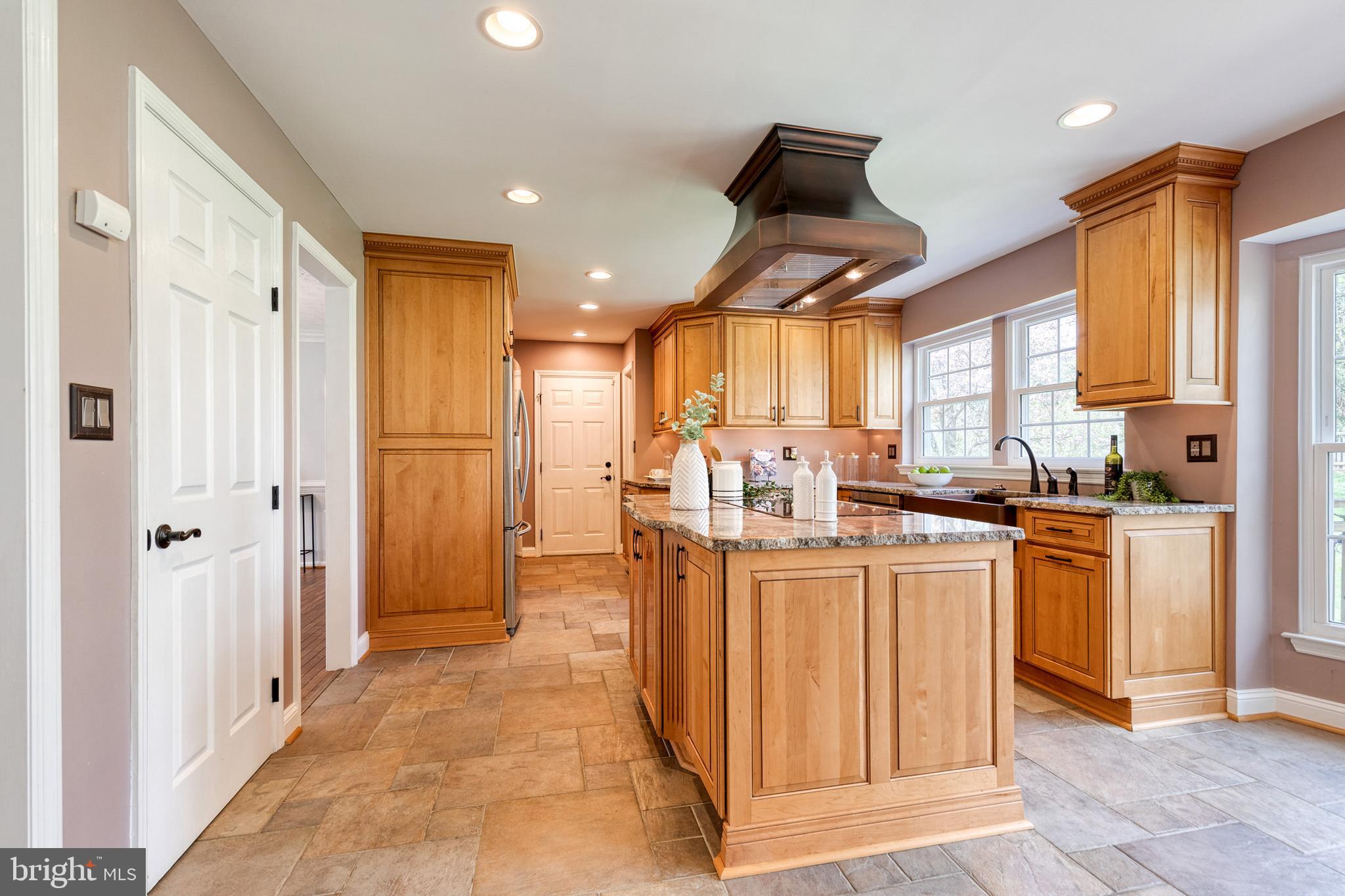 LONG MEADOW - Residential