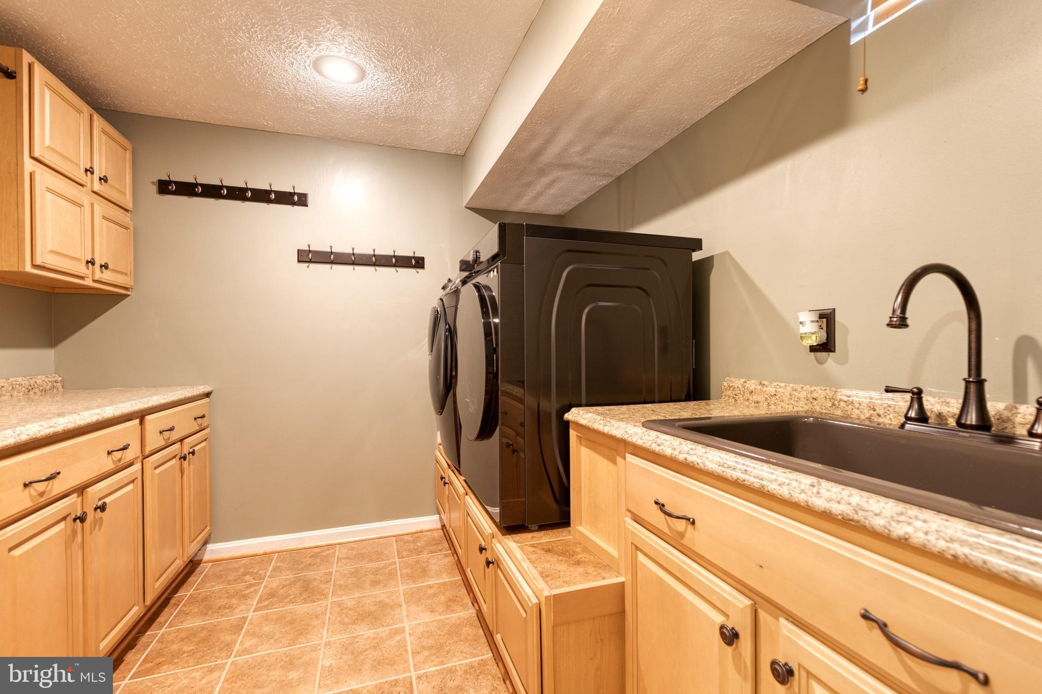 LONG MEADOW - Residential