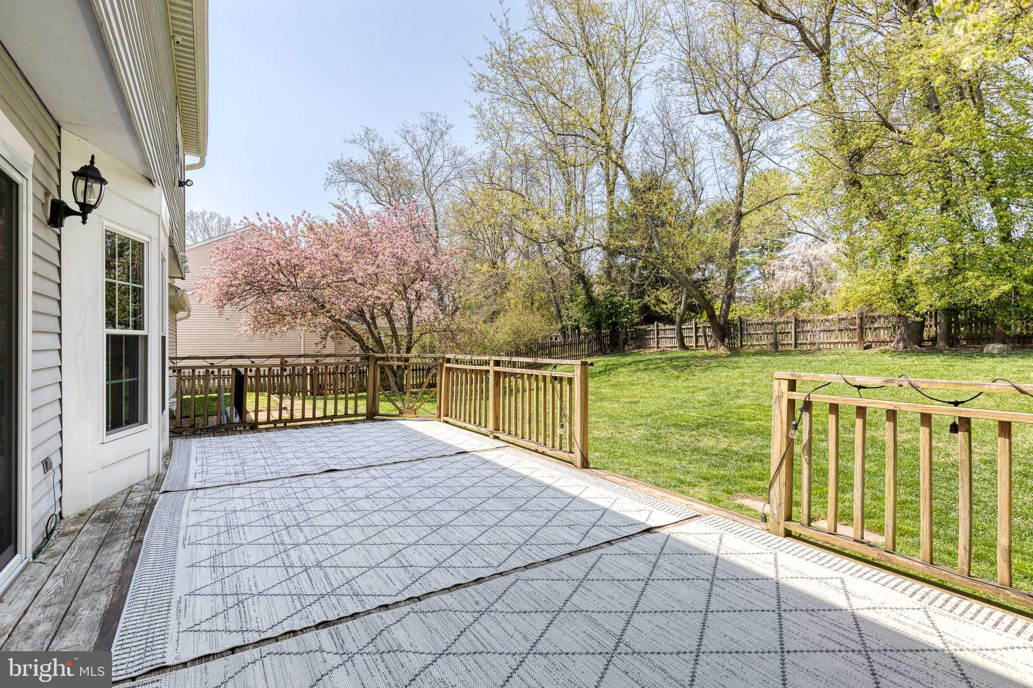 LONG MEADOW - Residential