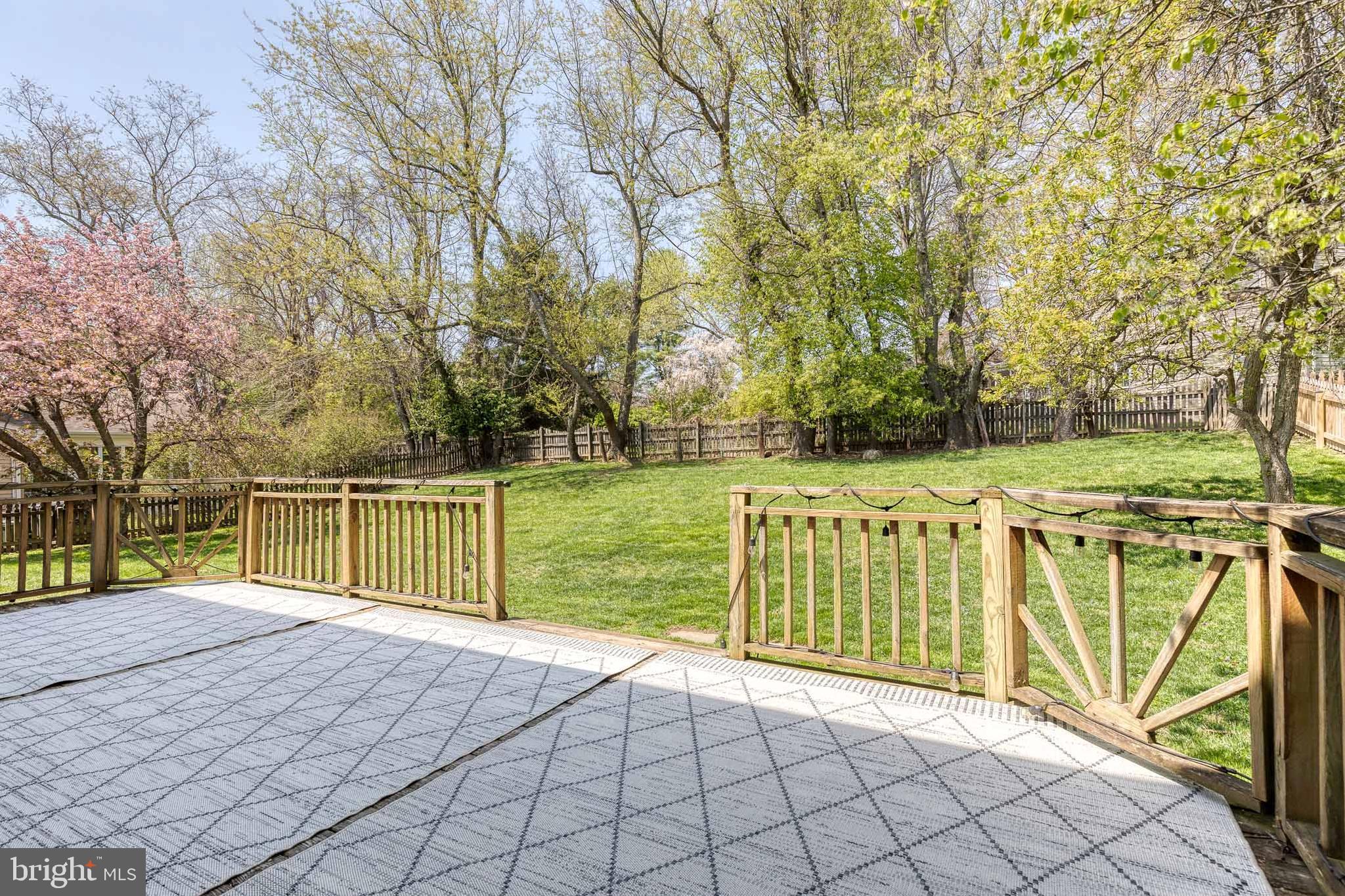 LONG MEADOW - Residential