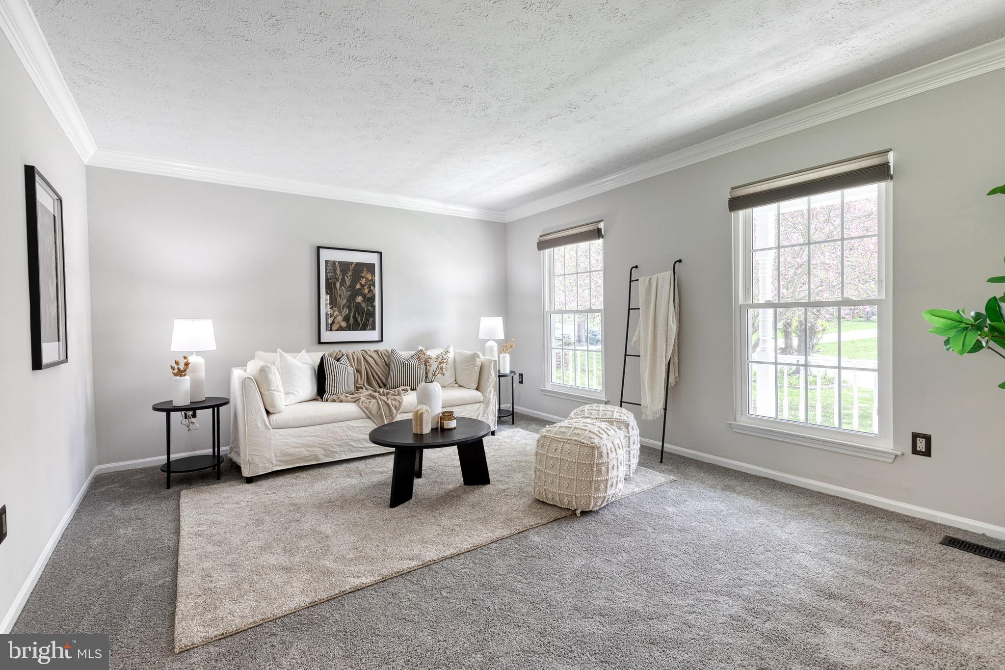 LONG MEADOW - Residential