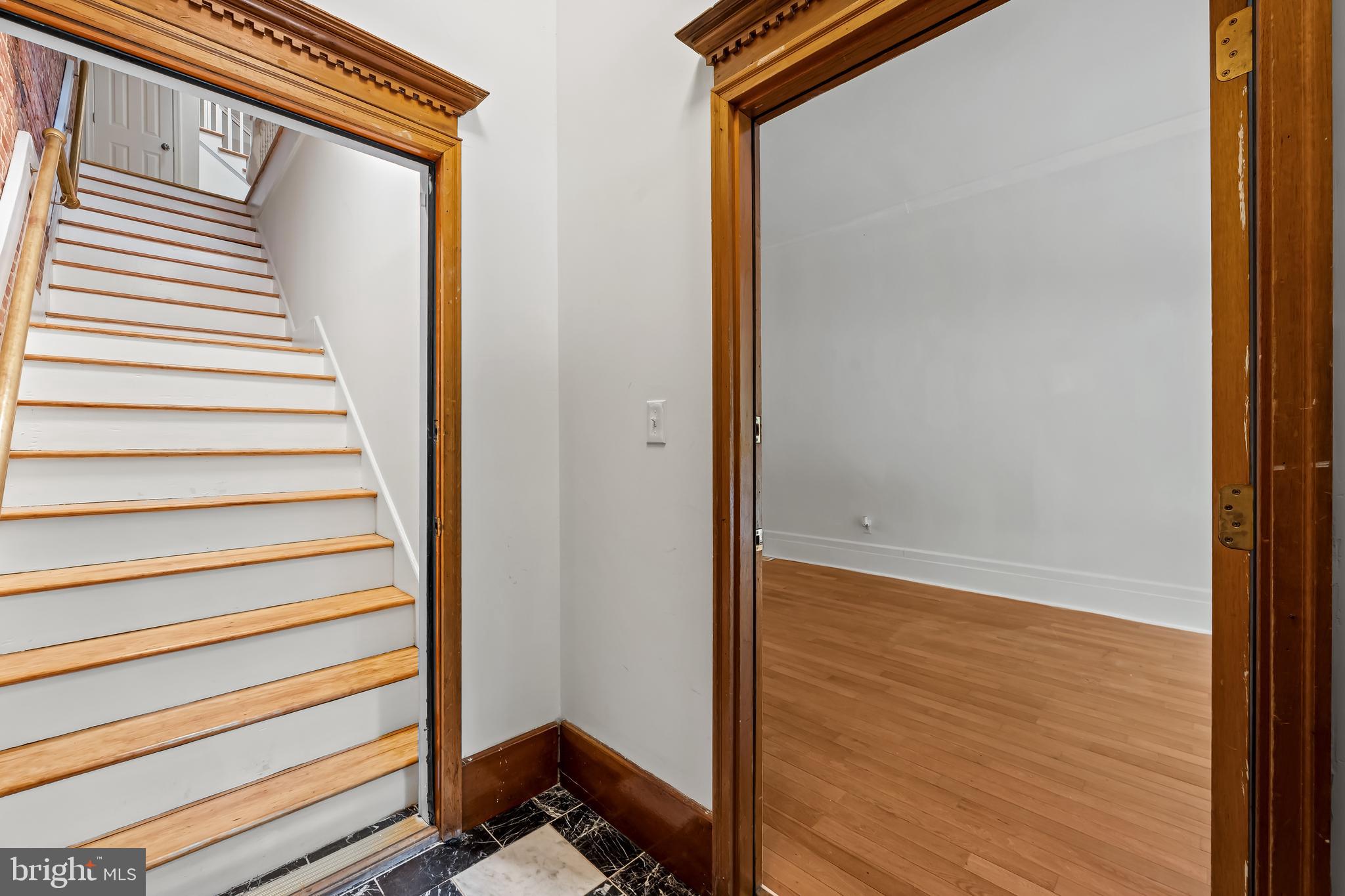 RESERVOIR HILL - Residential