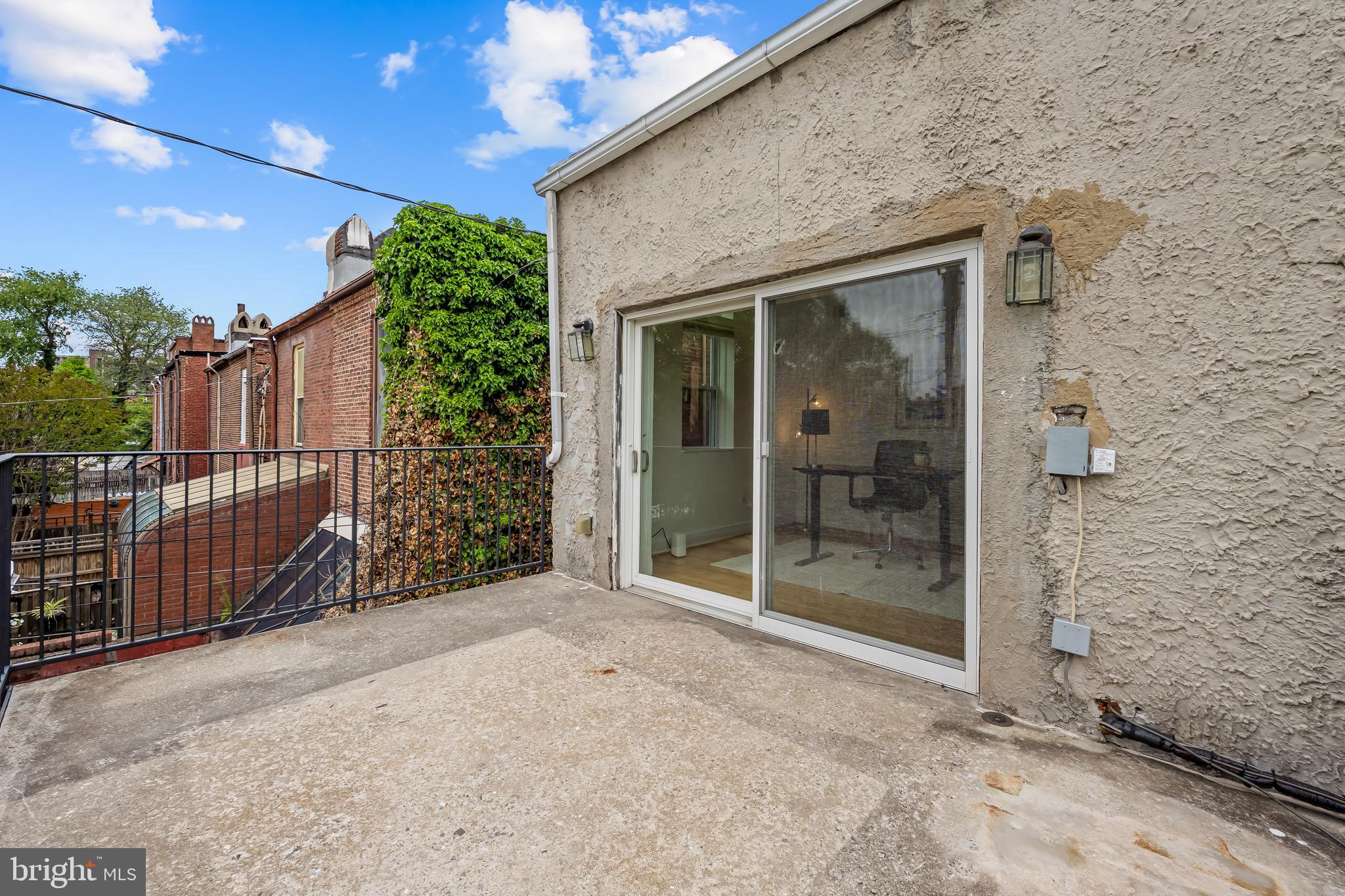 RESERVOIR HILL - Residential