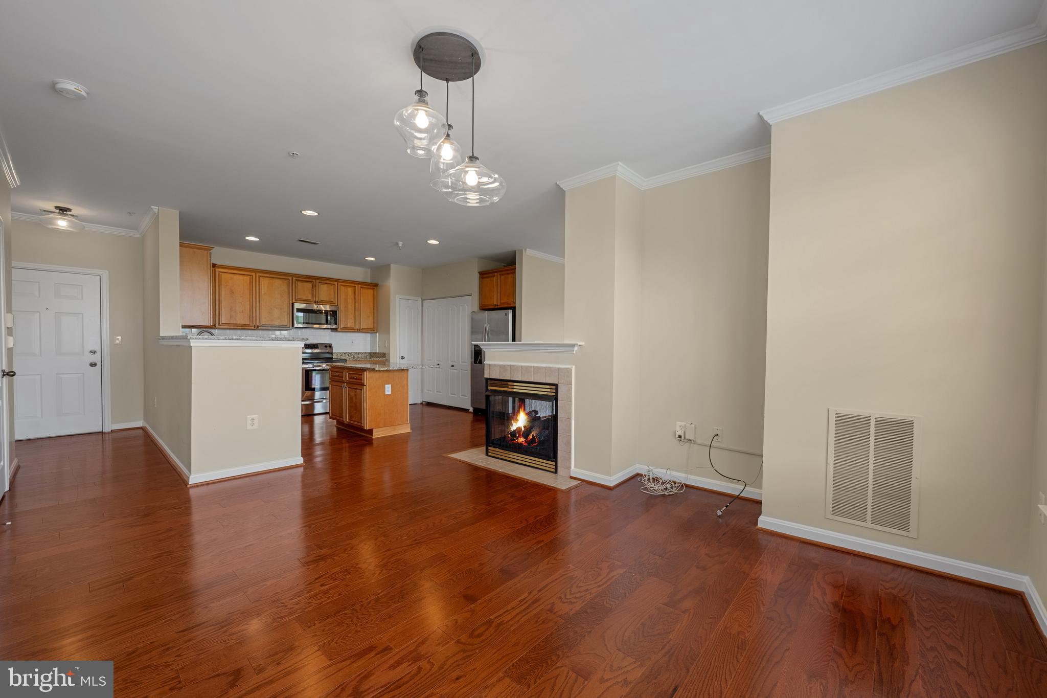 HIGH VIEW AT HUNT VALLEY - Residential